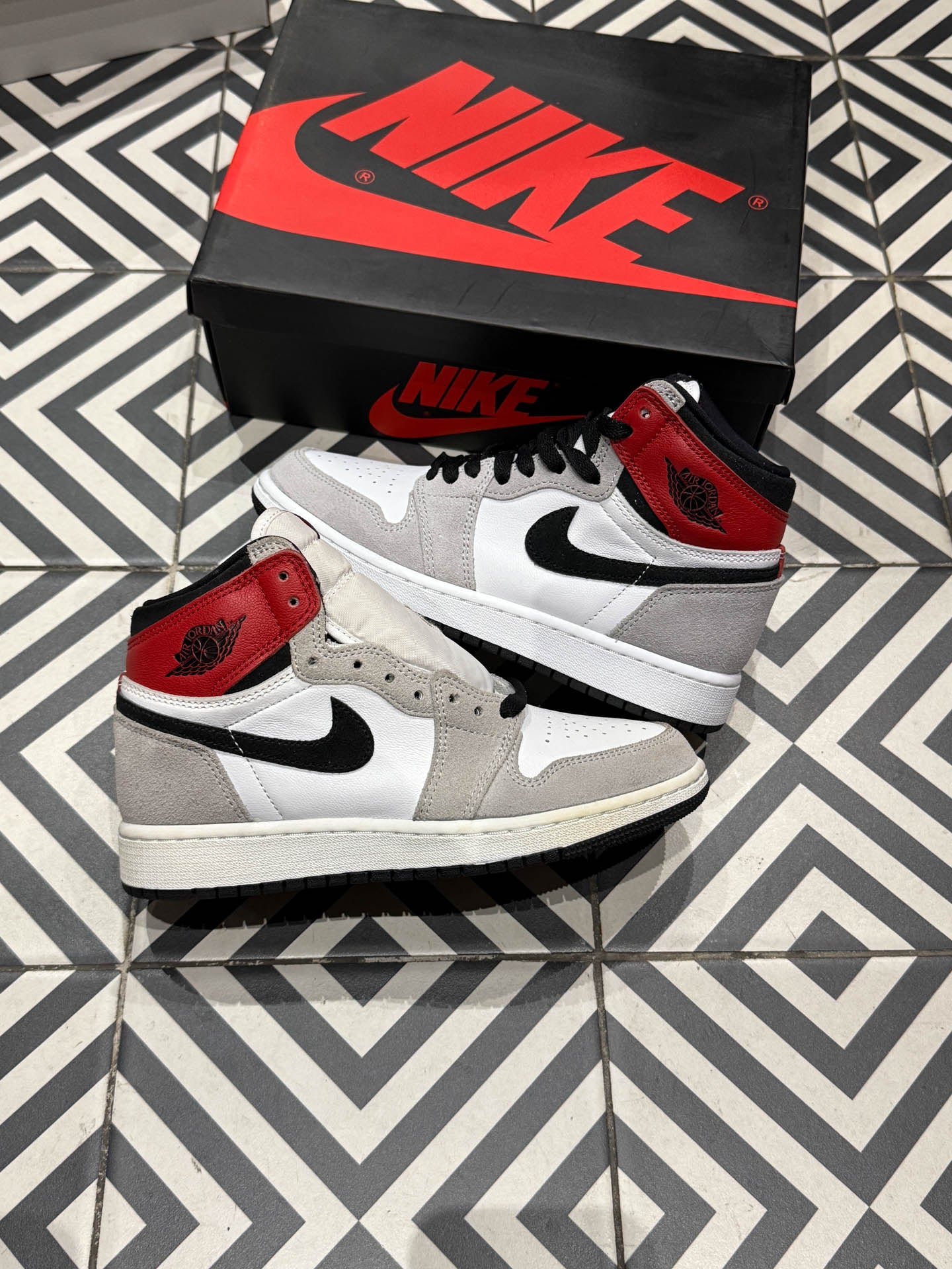 Jordan 1 High Smoke Grey GS (Taille 36)
