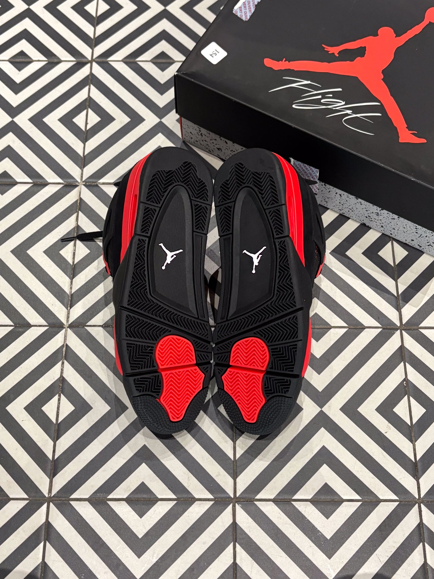 Jordan 4 Red Thunder (Taille 45,5)