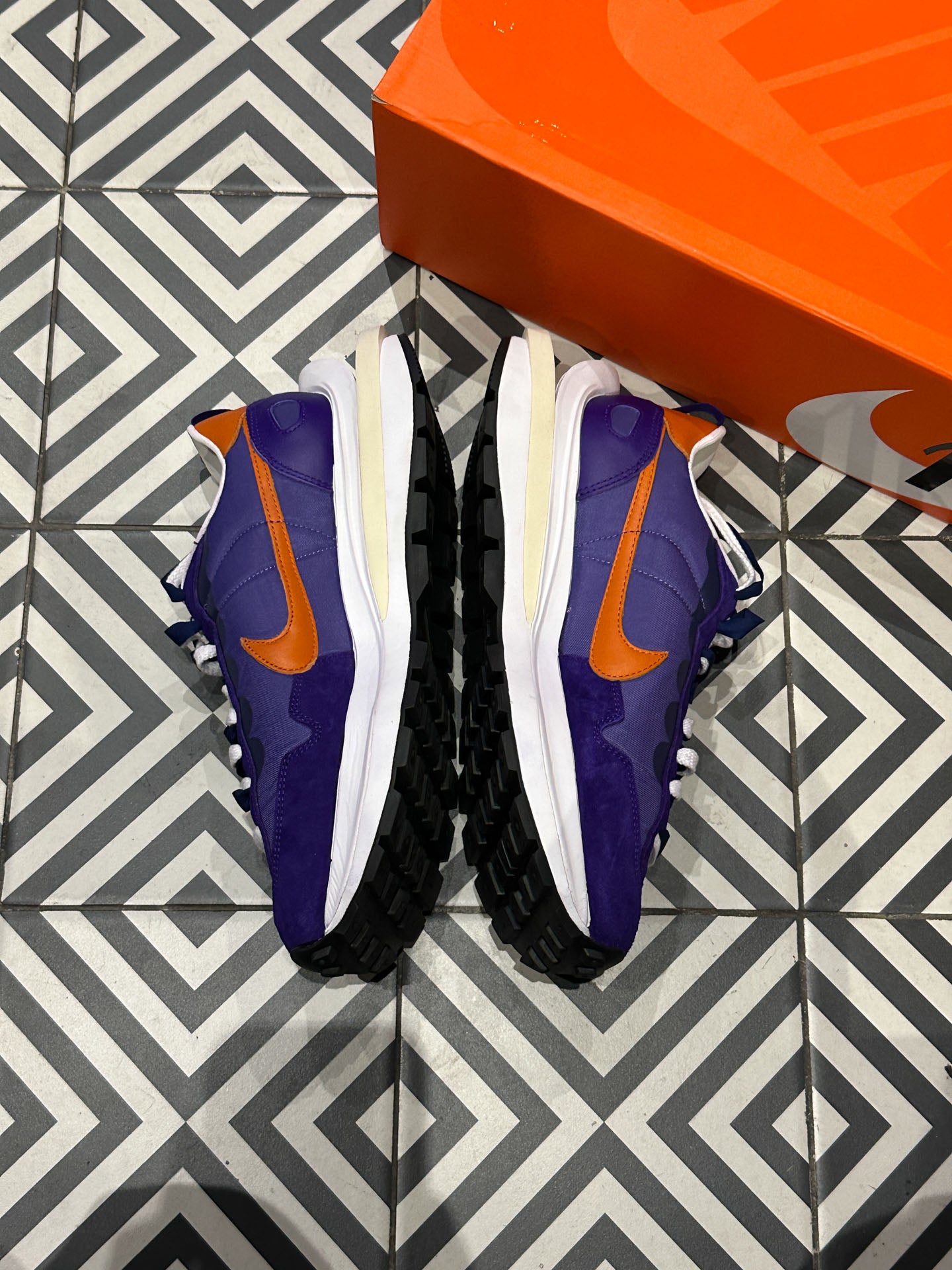 Sacai Vaporwaffle Dark Iris (Taille 45)