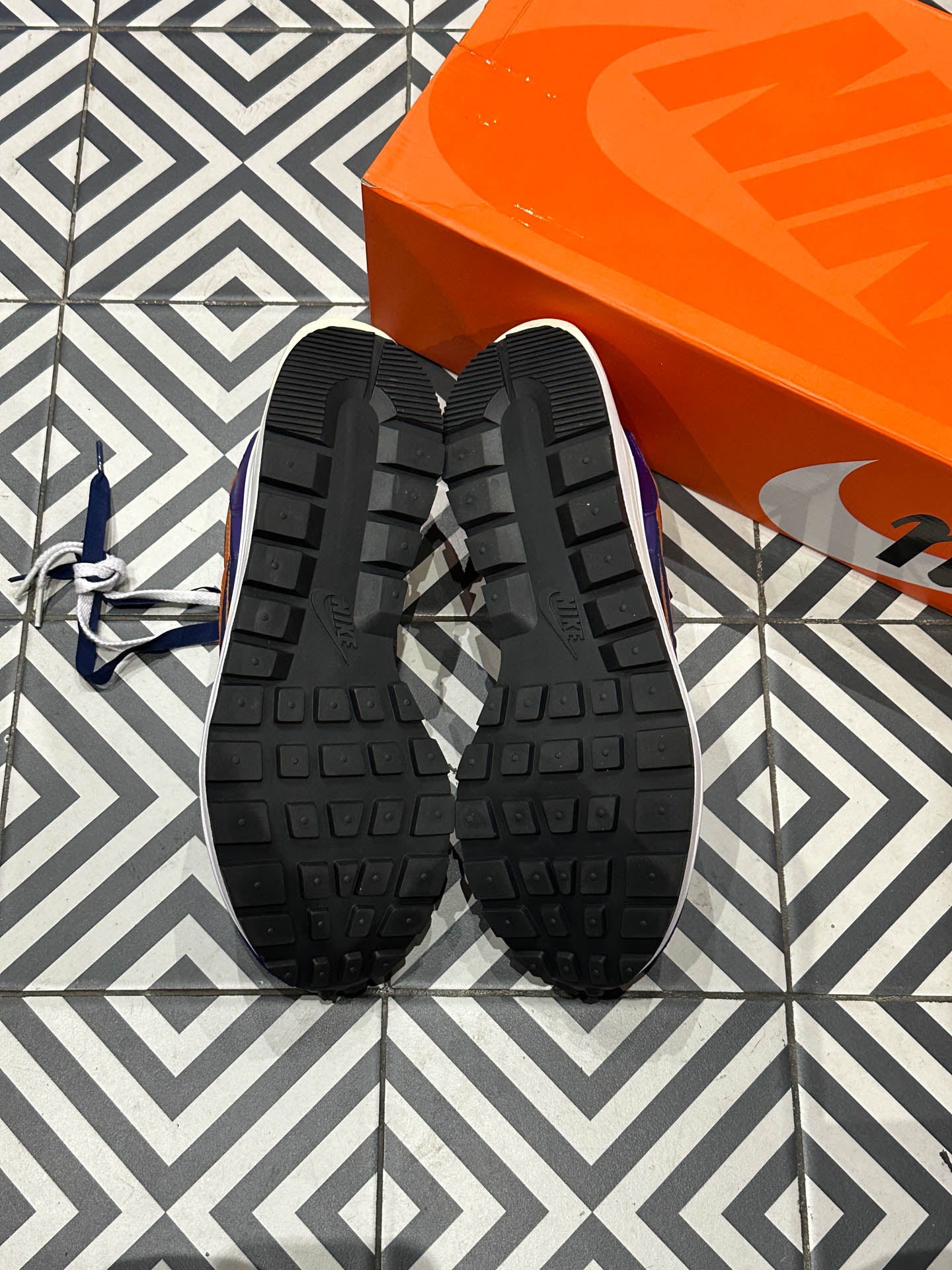 Sacai Vaporwaffle Dark Iris (Taille 45)