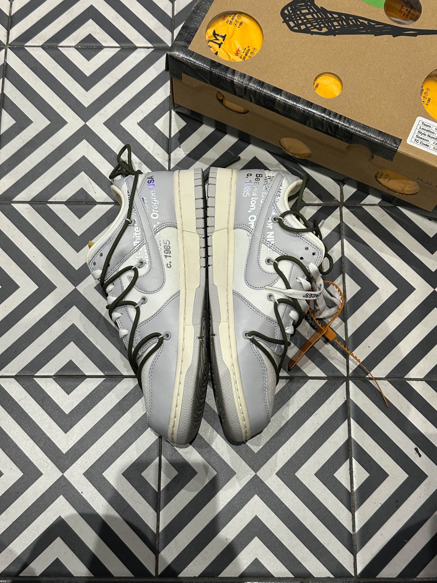 Dunk Low off-White lot 22/50 (Taille 43)