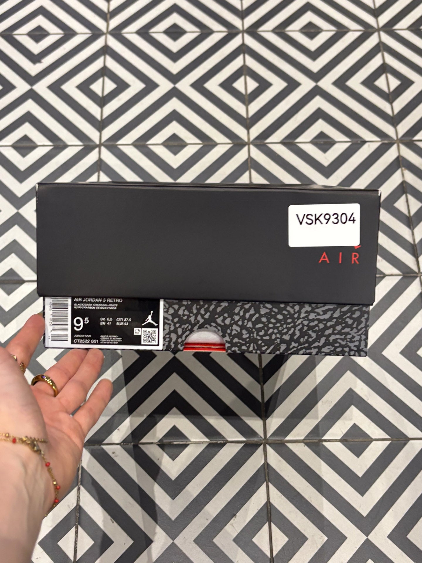 Jordan 3 Black Cat (Taille 43)