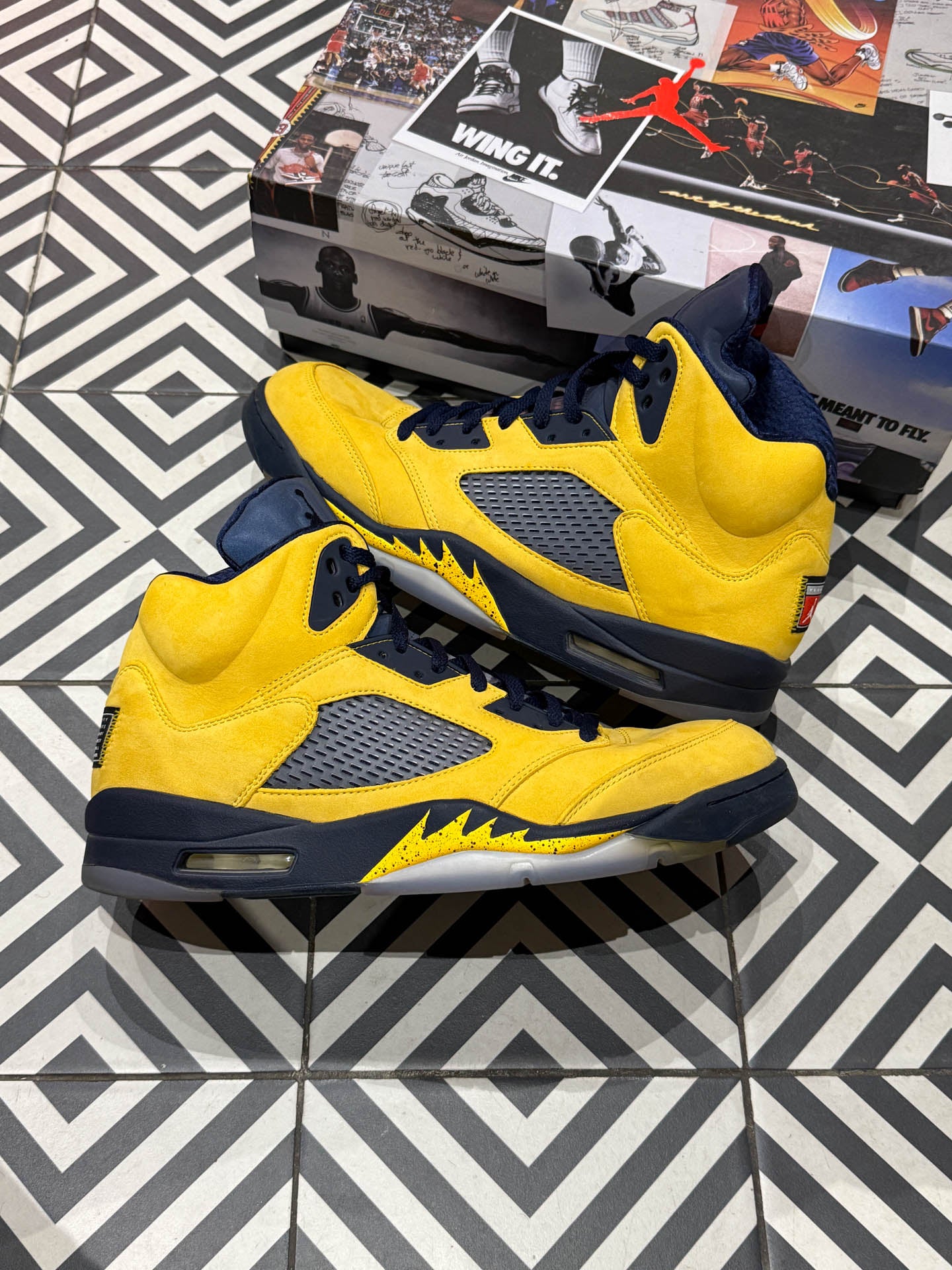 Jordan 5 Michigan Taille 47 5