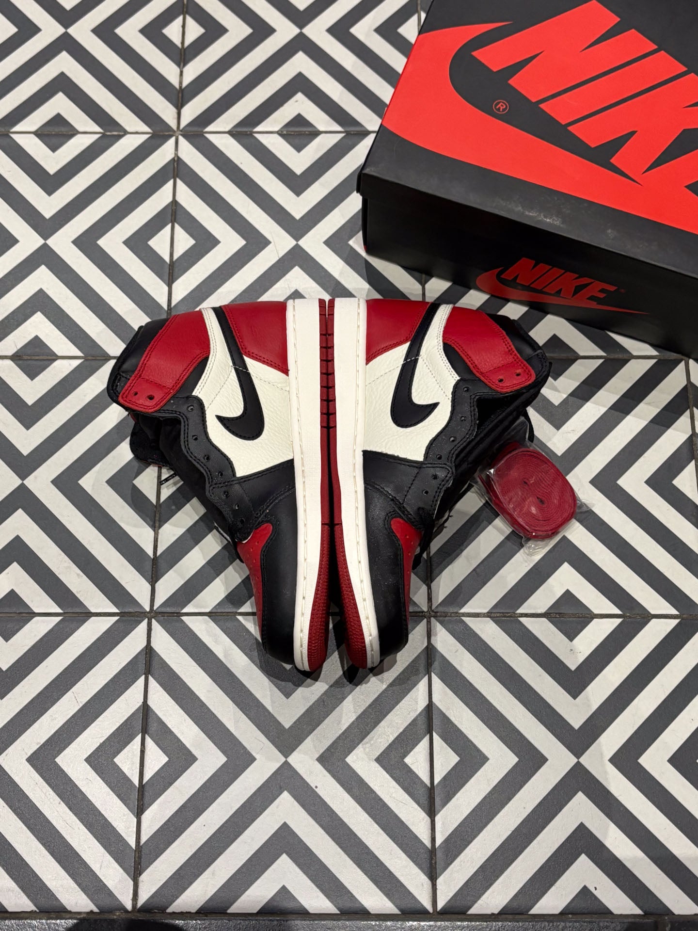 Jordan 1 High Bred Toe (Taille 41)