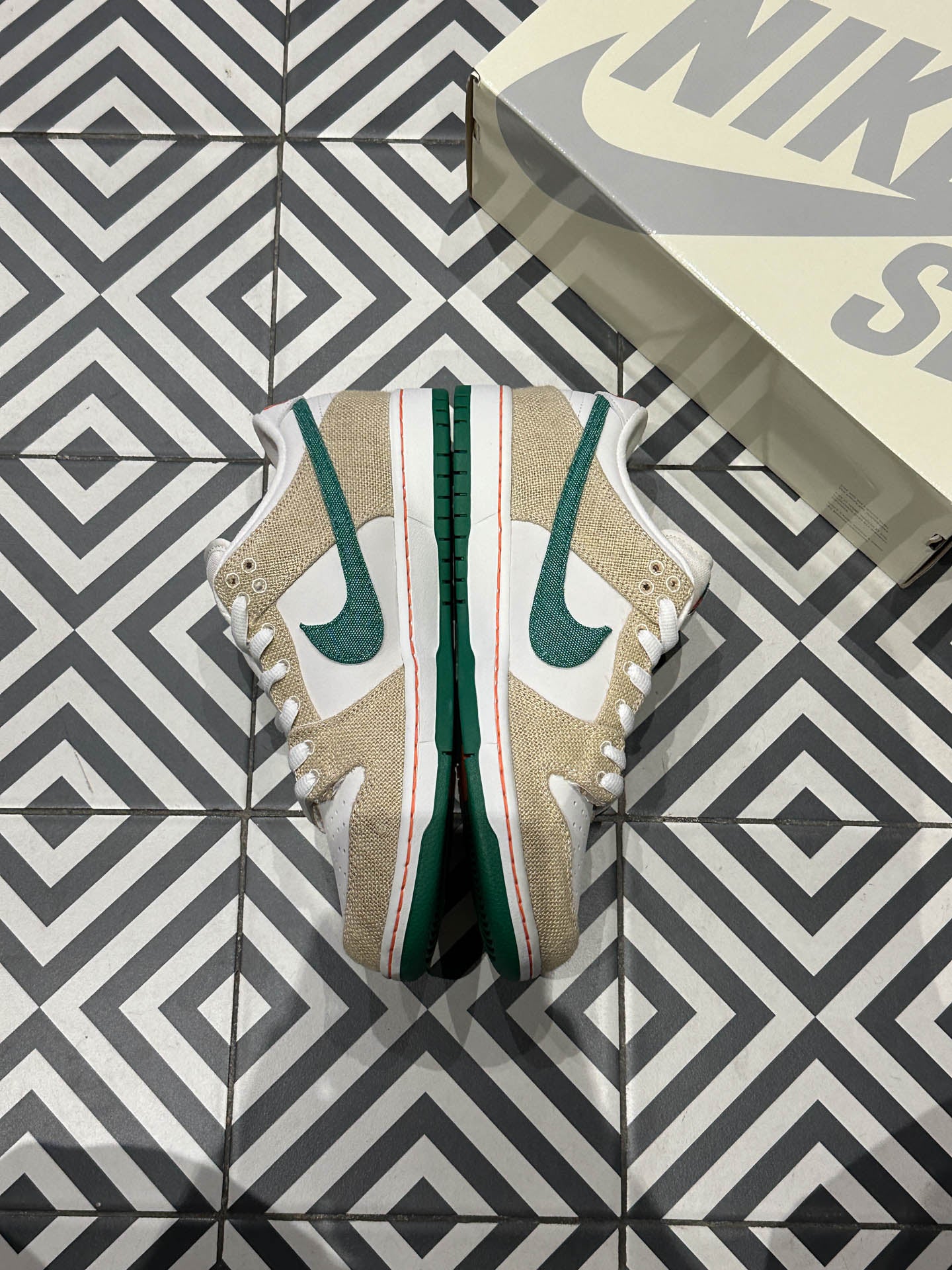 Dunk SB Jarritos (Taille 37,5)