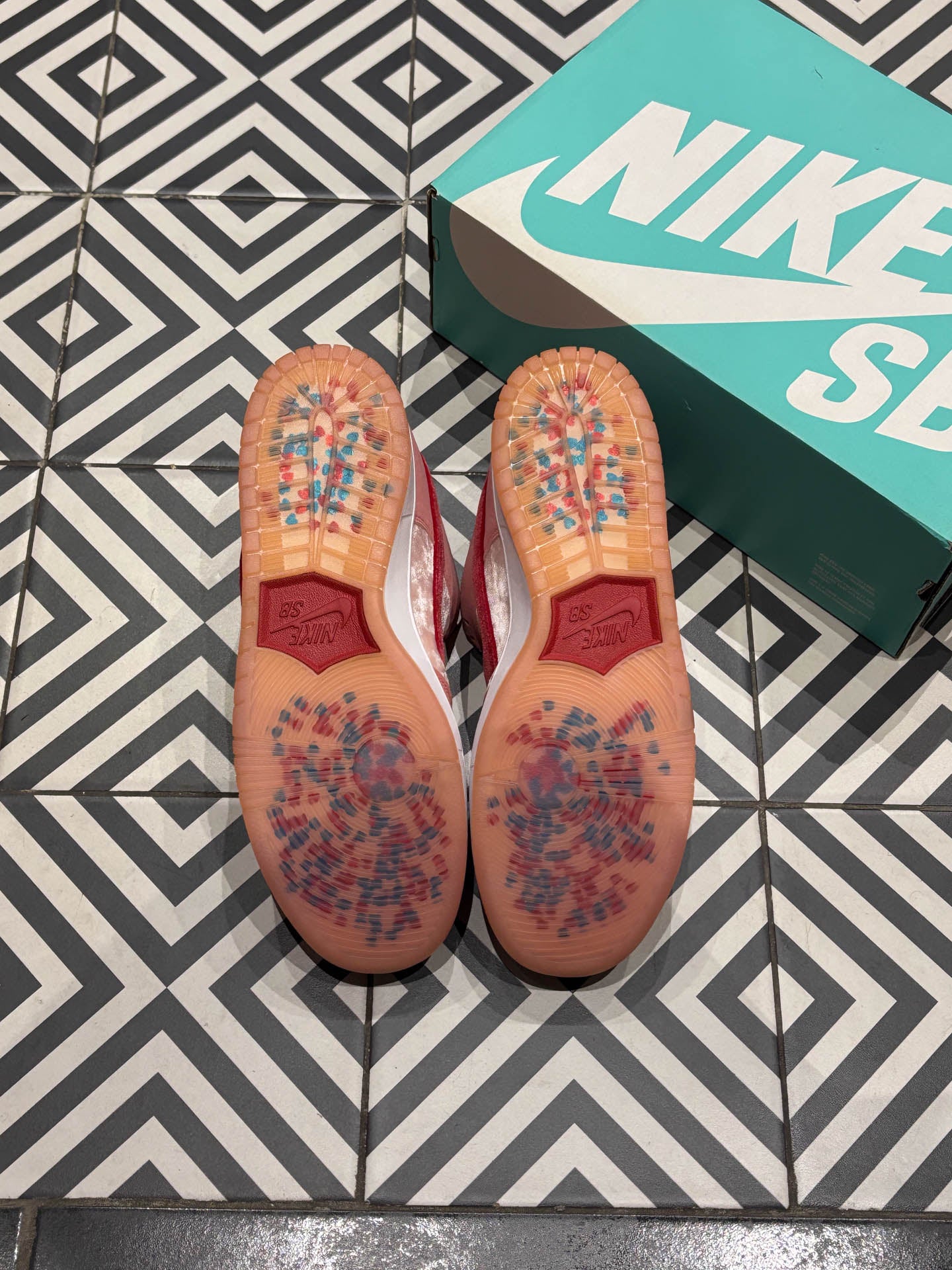 Dunk SB Strange Love (Taille 45)