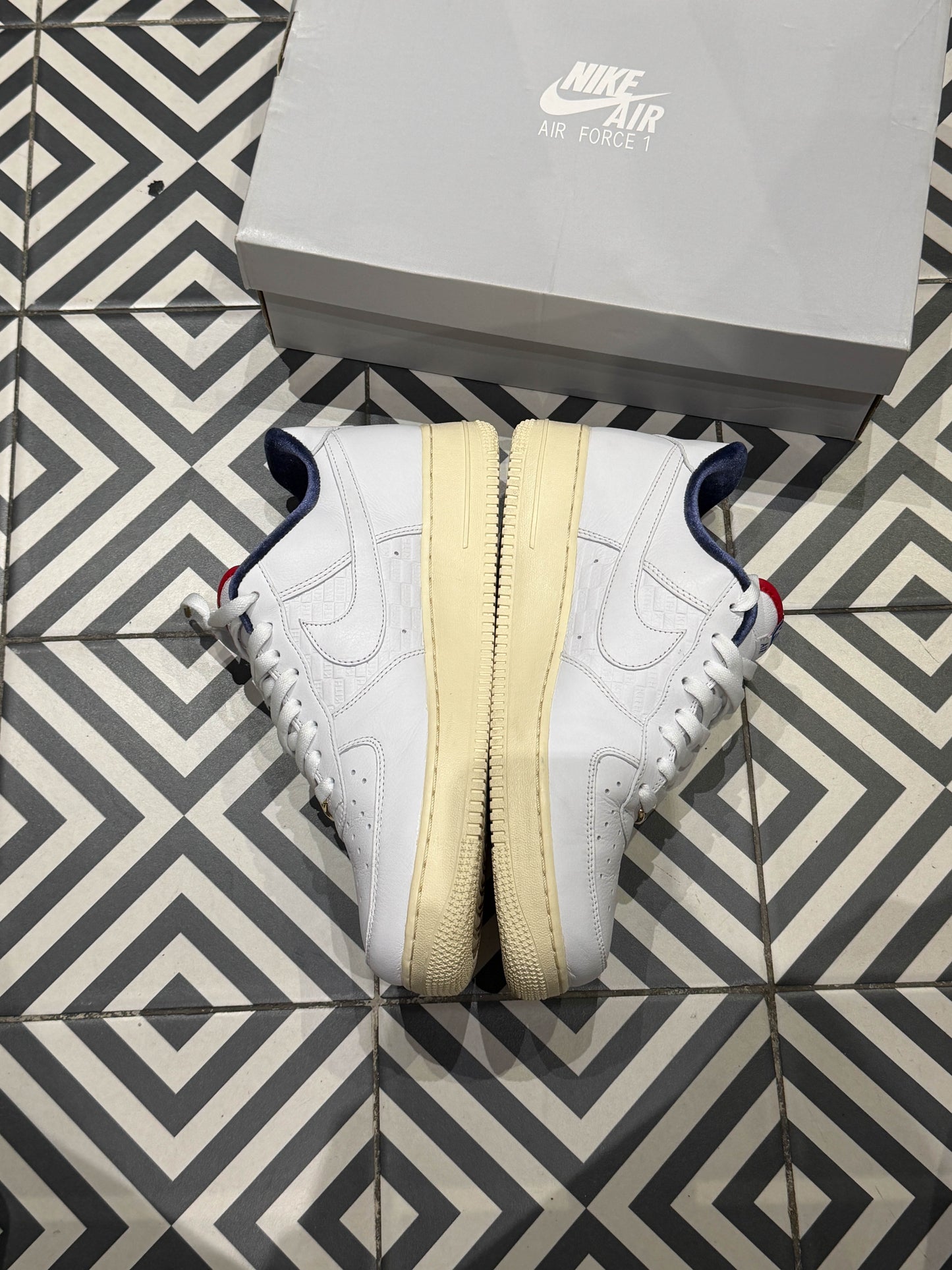 Air Force 1 Kith Paris (Taille 45)