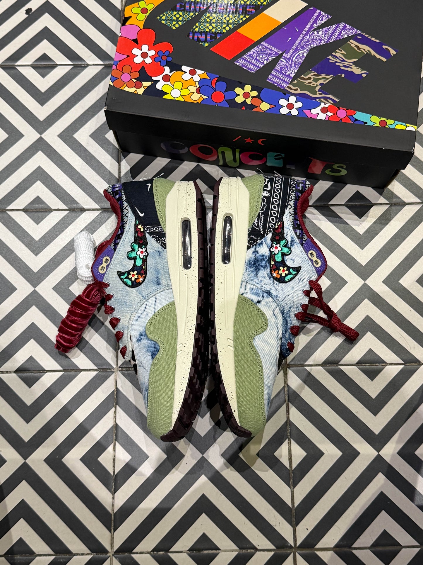 Air max 1 Concept Mellow (Taille 45)