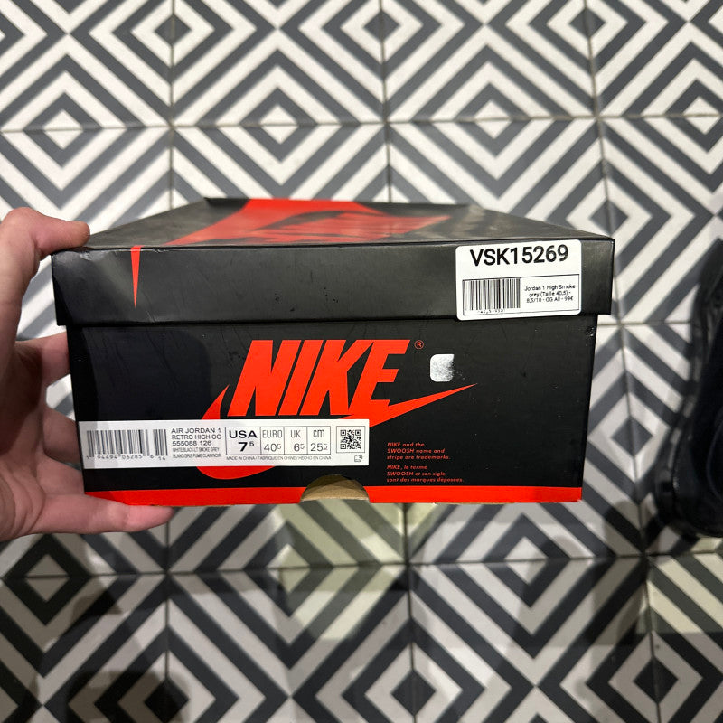 Jordan 1 High Smoke grey (Taille 40,5)
