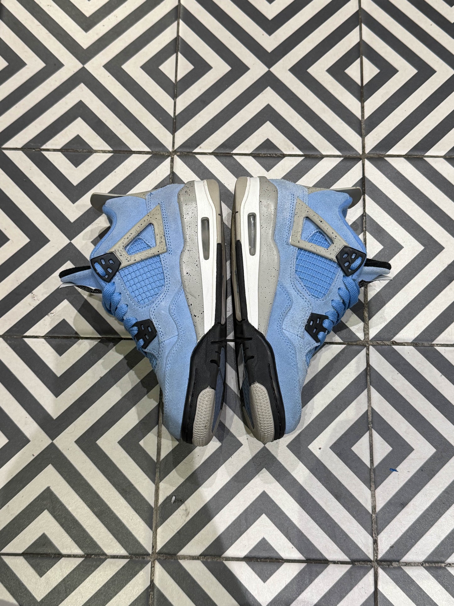 Jordan 4 UNC GS (Taille 36,5)