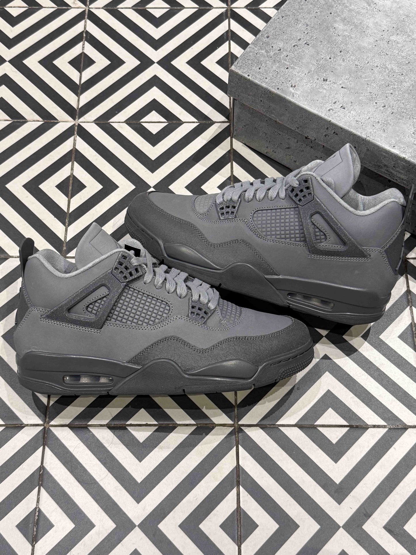 Jordan 4 Wet Cement (Taille 45)