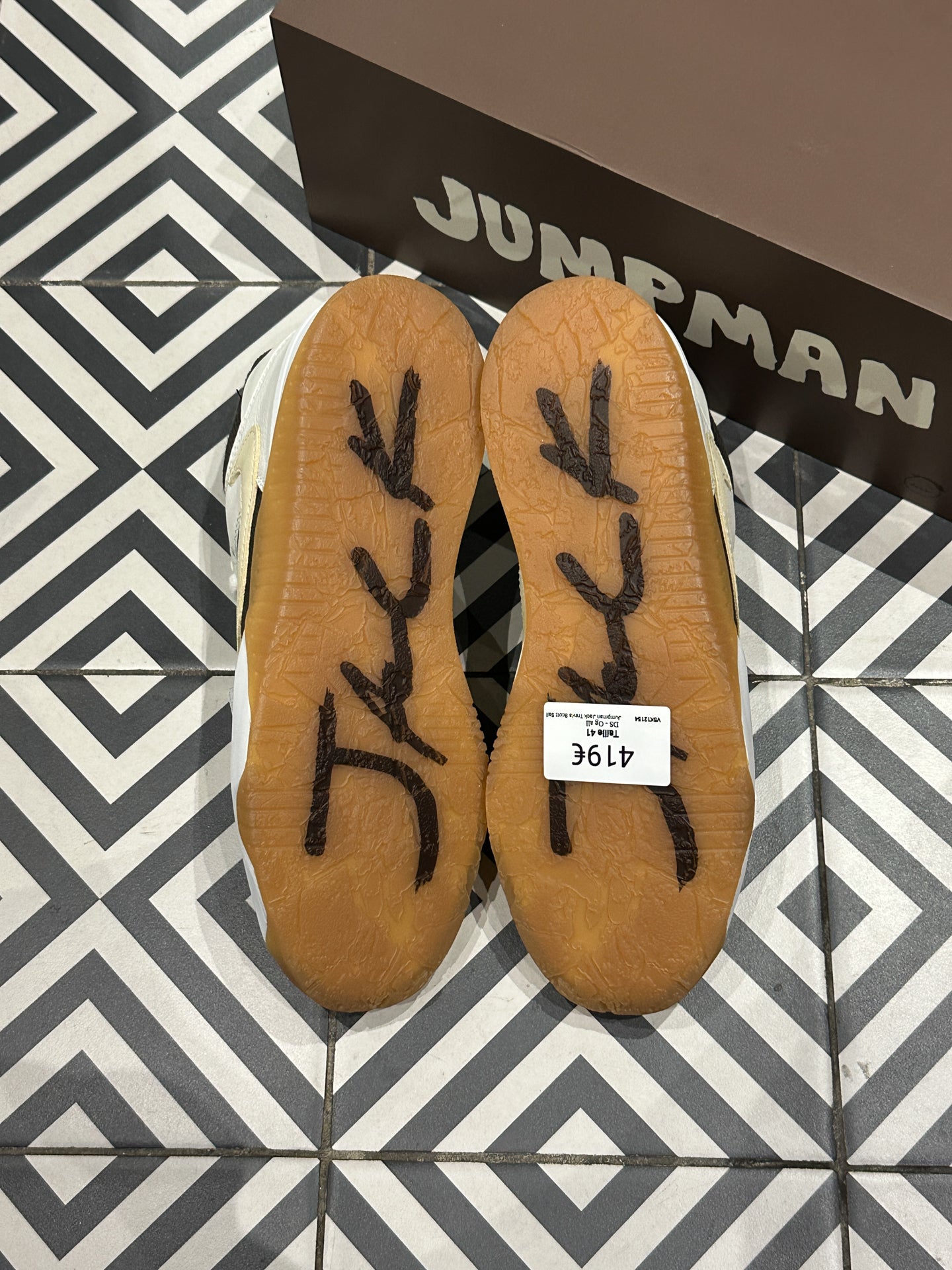 Jumpman Jack Travis Scott Sail (41)