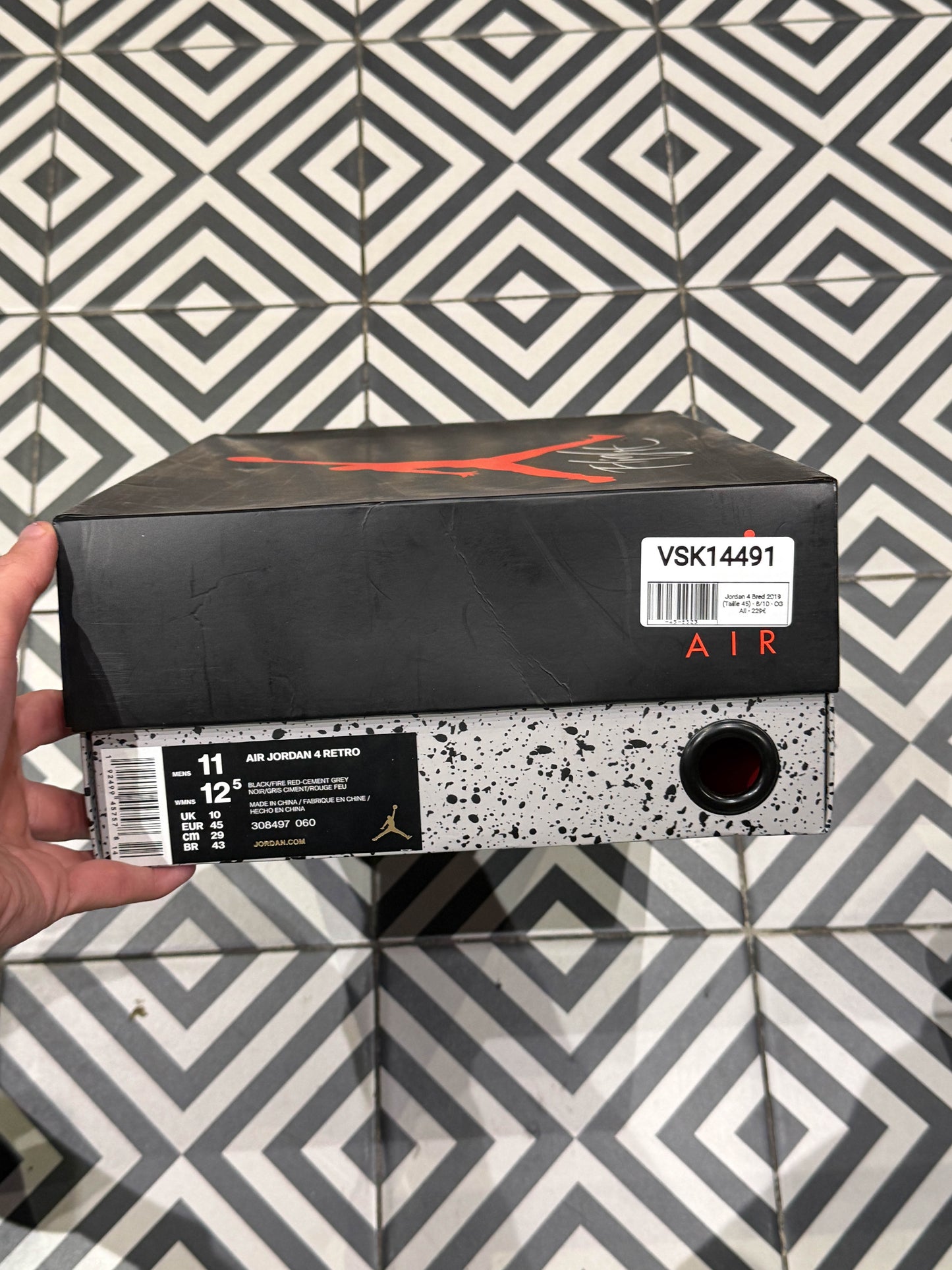 Jordan 4 Bred 2019 (Taille 45)