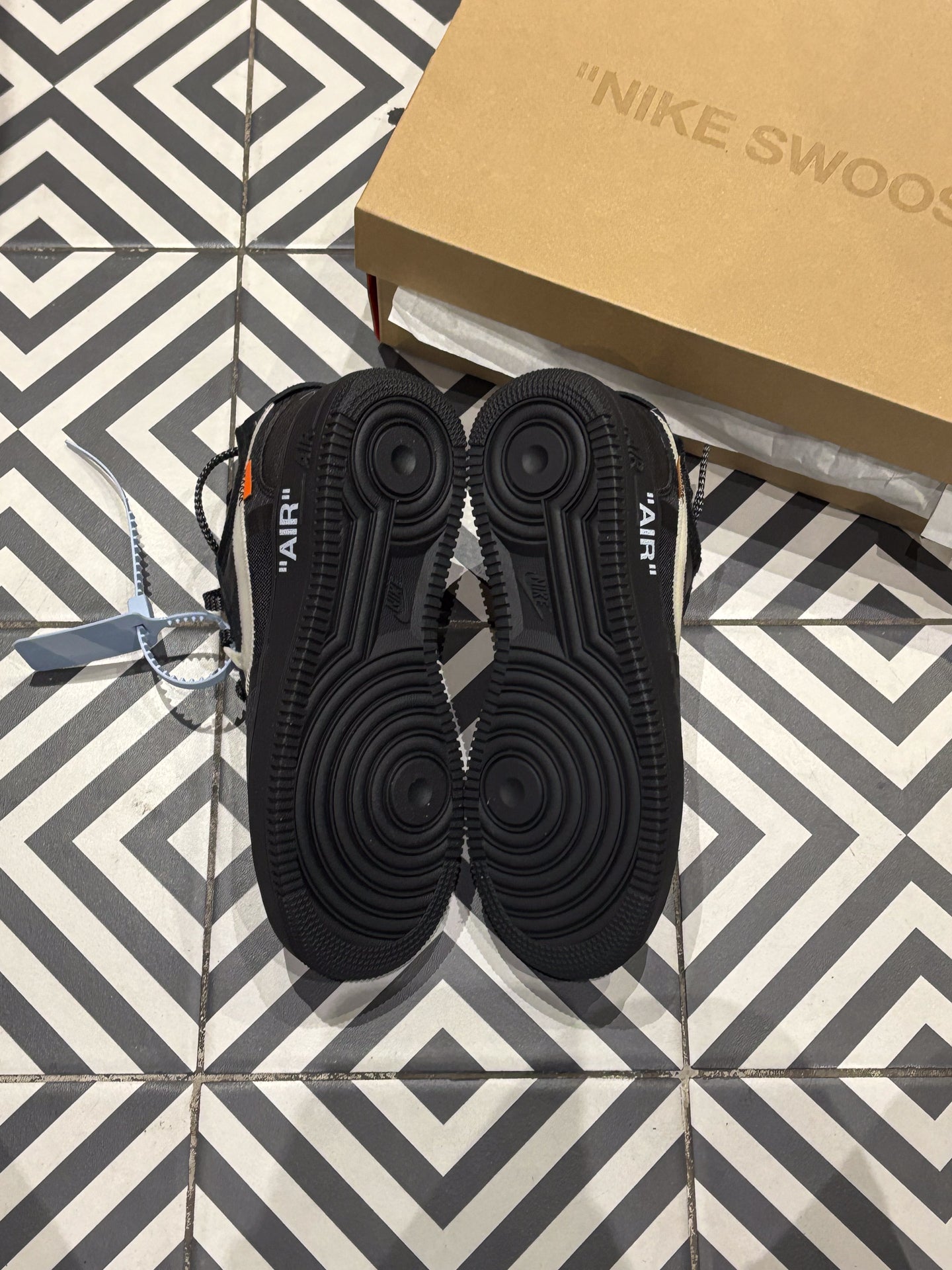 Air Force 1 Off-White Black (Taille 36)