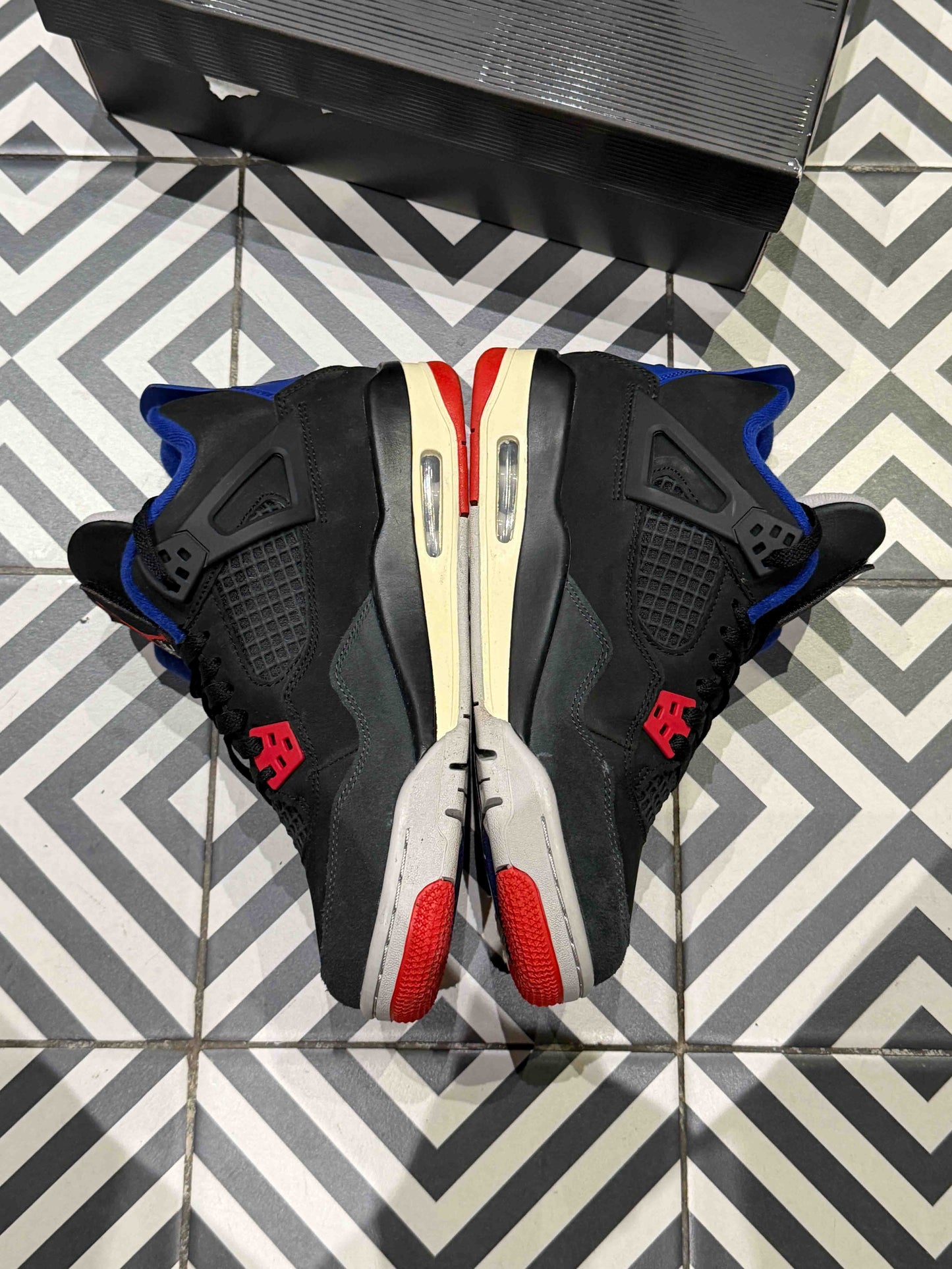 Jordan 4 Rare GS (Taille 40)