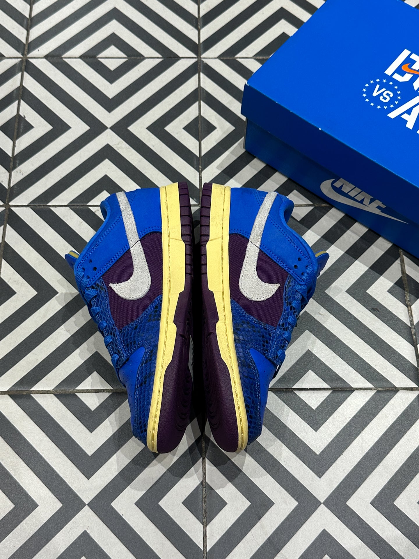 Dunk Low Undefeated (38)