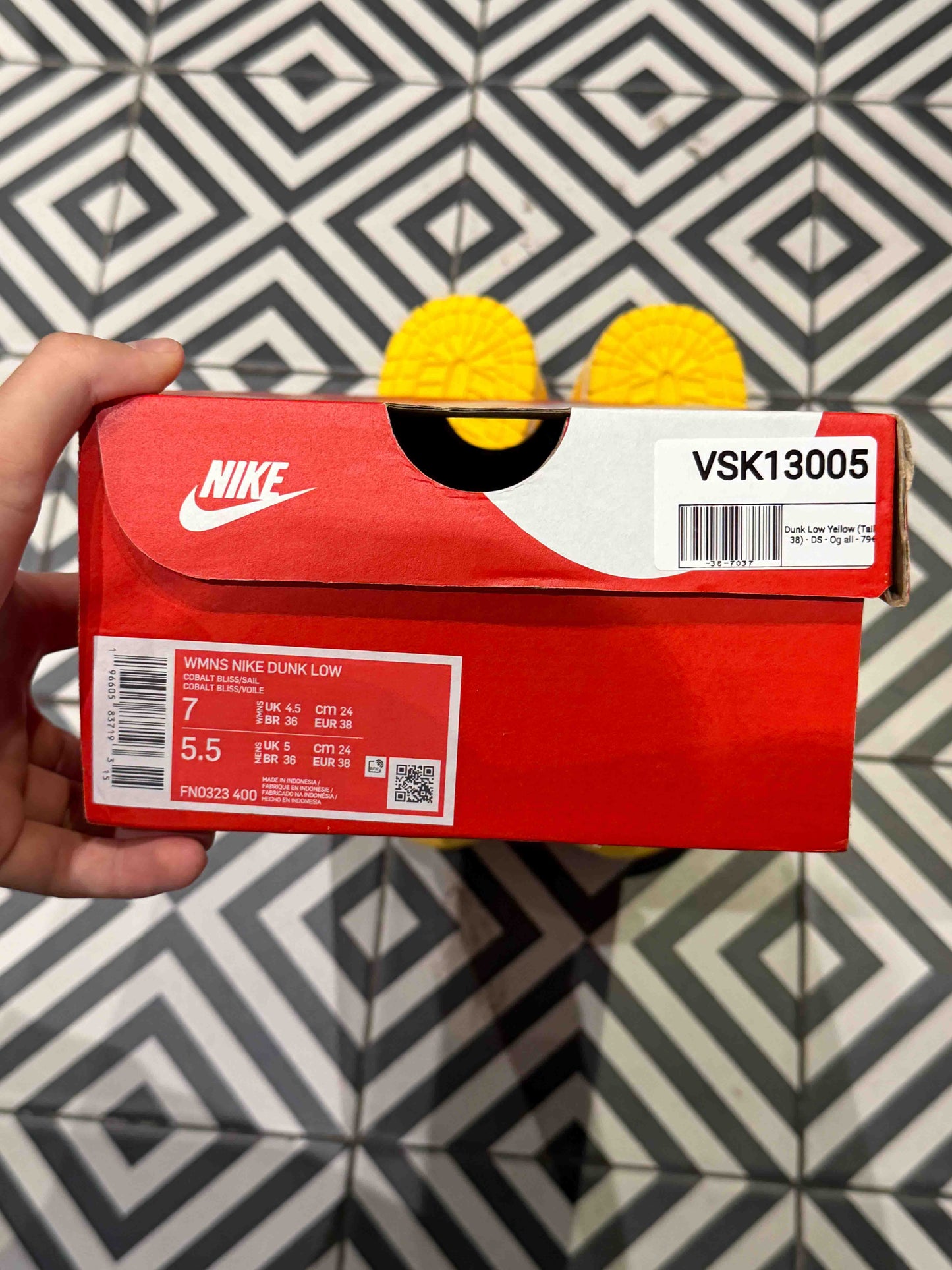 Dunk Low Yellow (Taille 38)