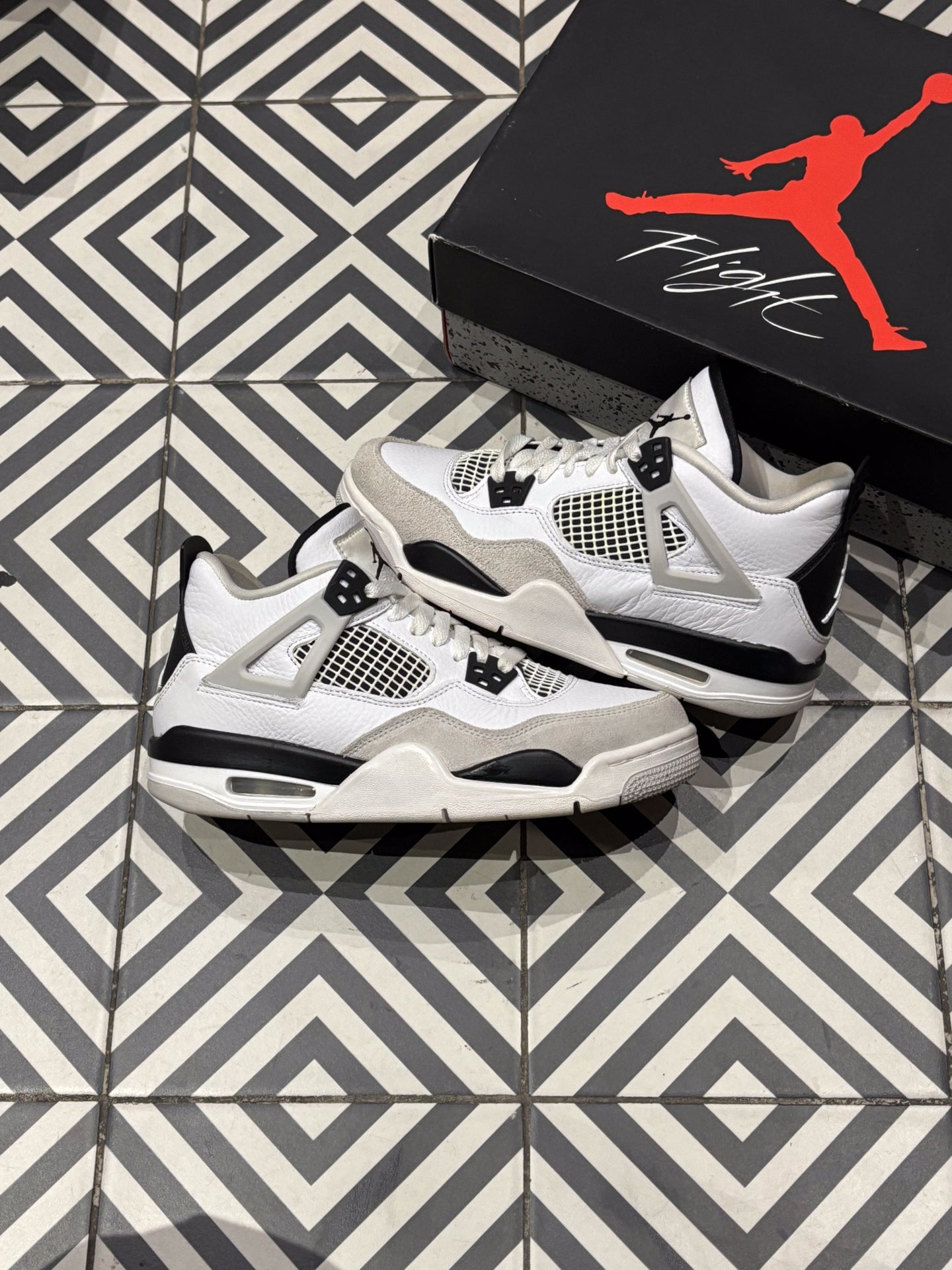 Jordan 4 Military Black GS (39)