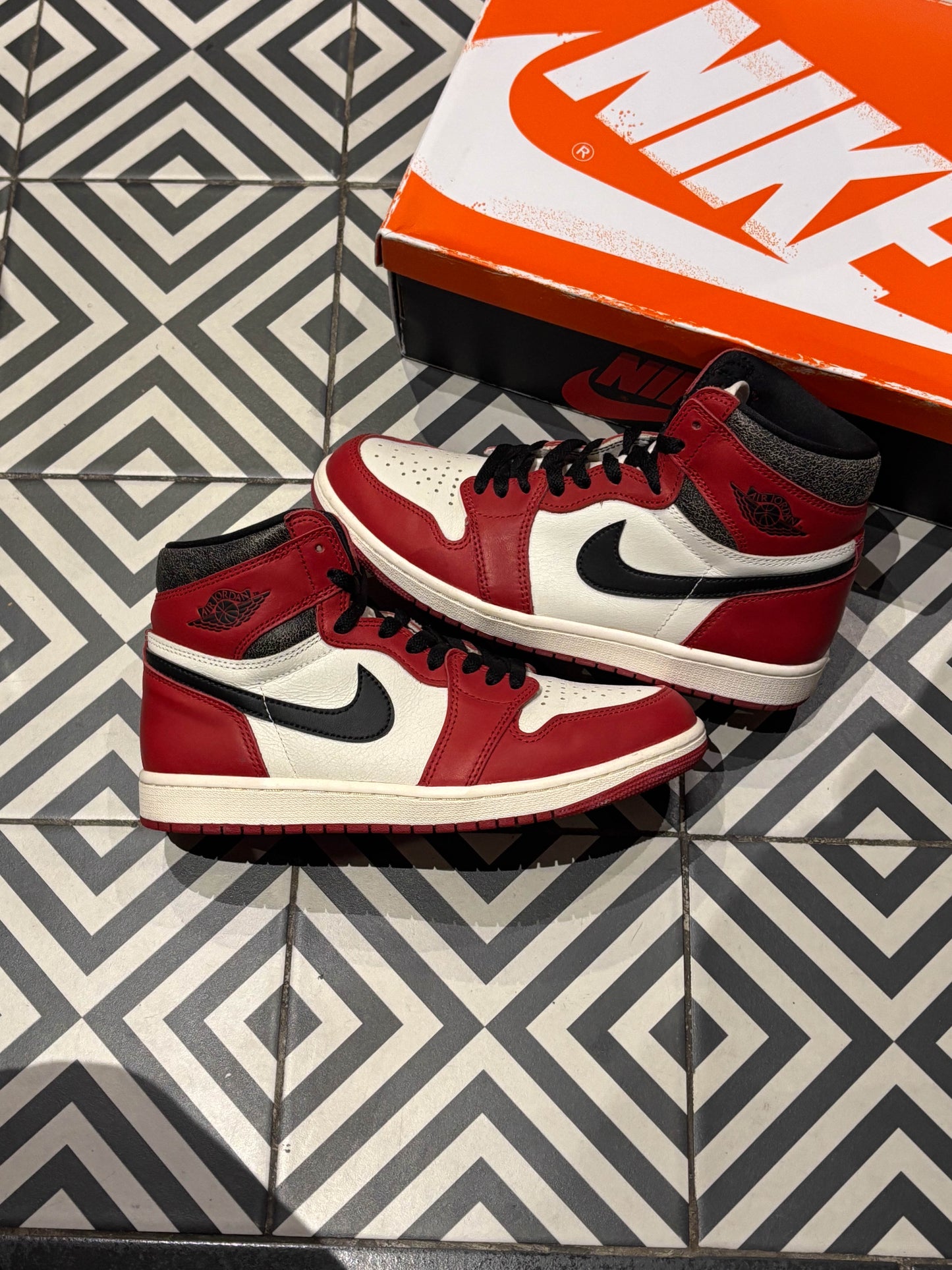 Jordan 1 Lost And Found (Taille 42)