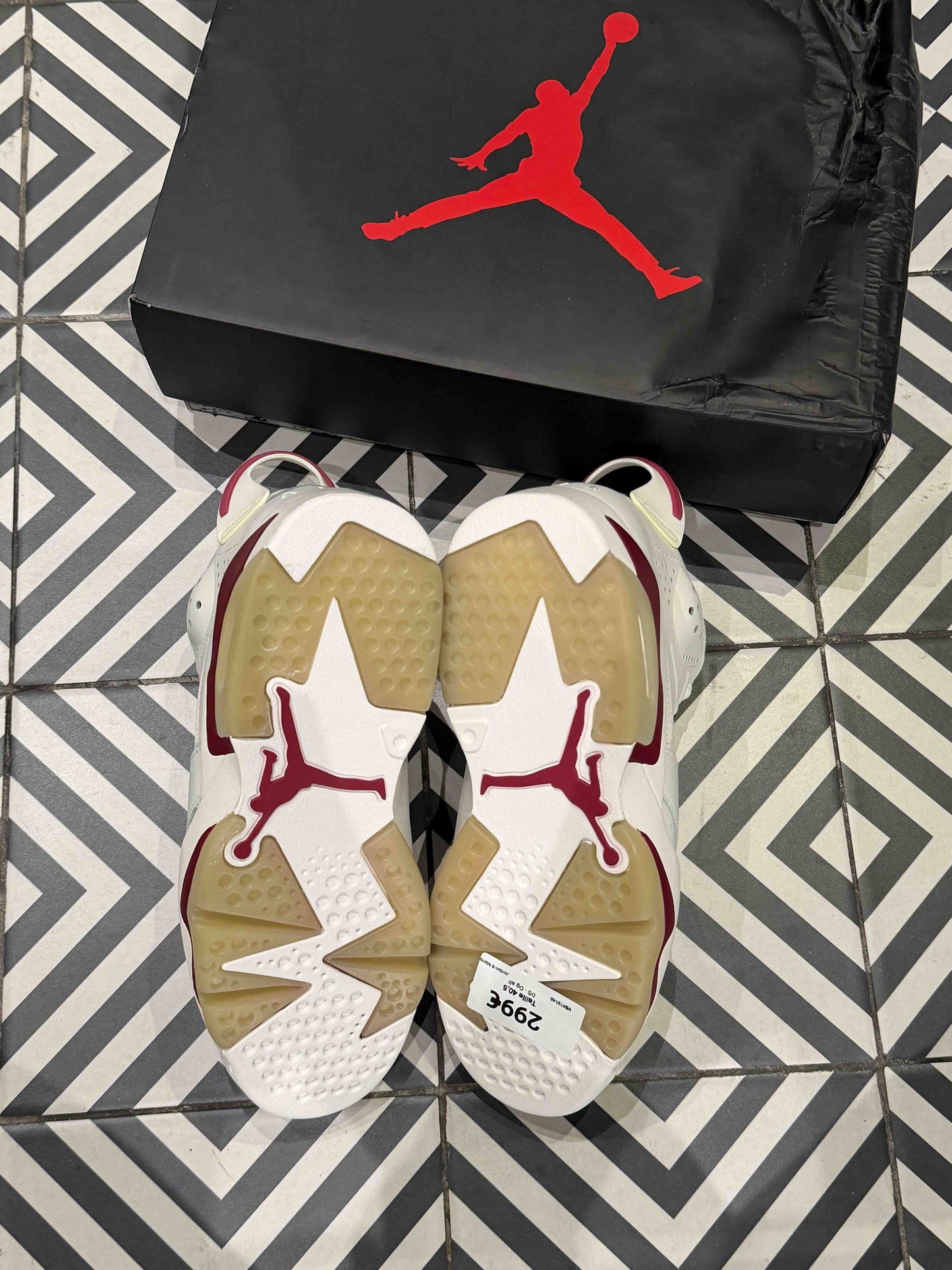 Jordan 6 Marron (Taille 40,5)
