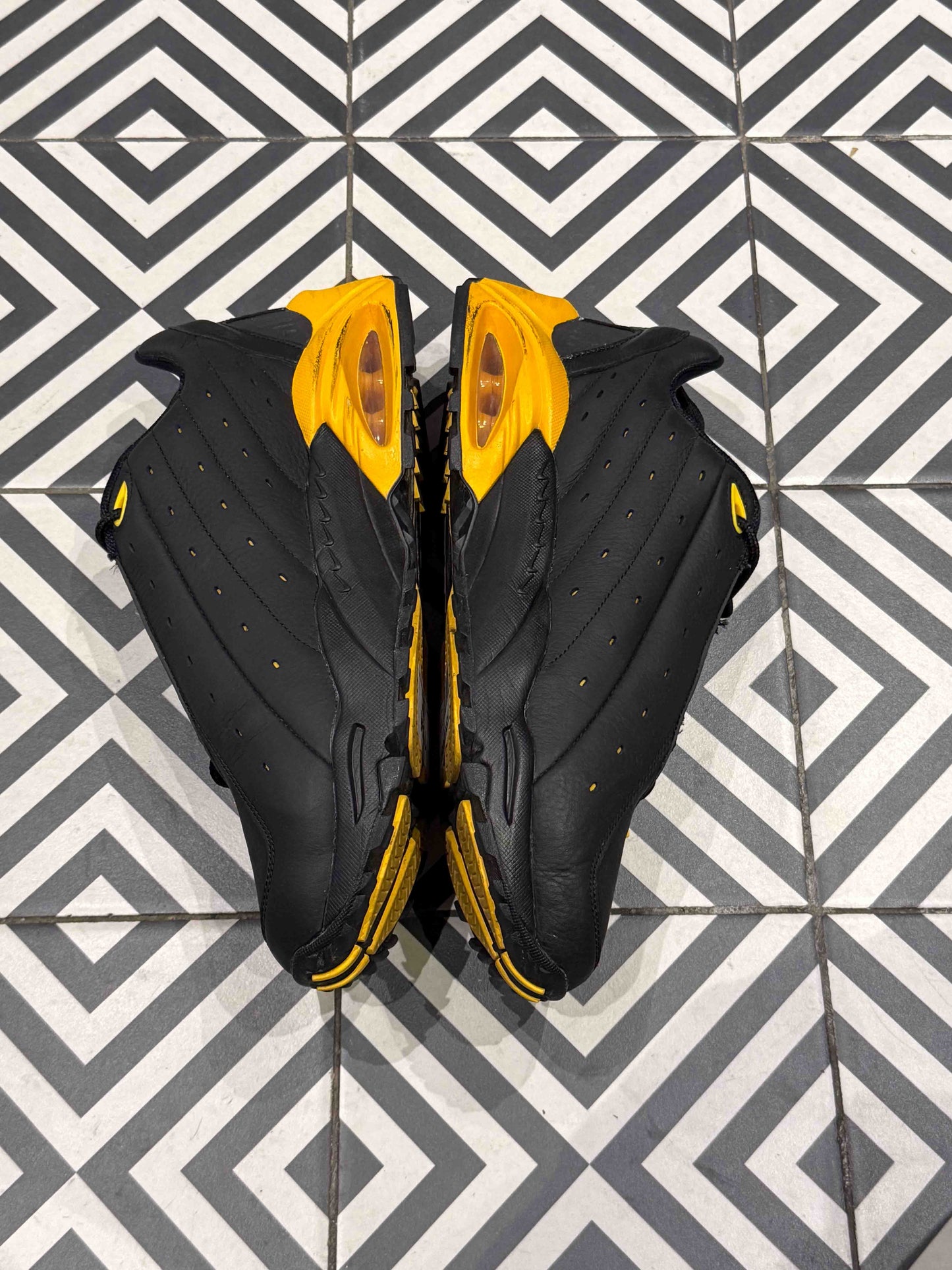 Nocta Terra Black university Gold (Taille 45)