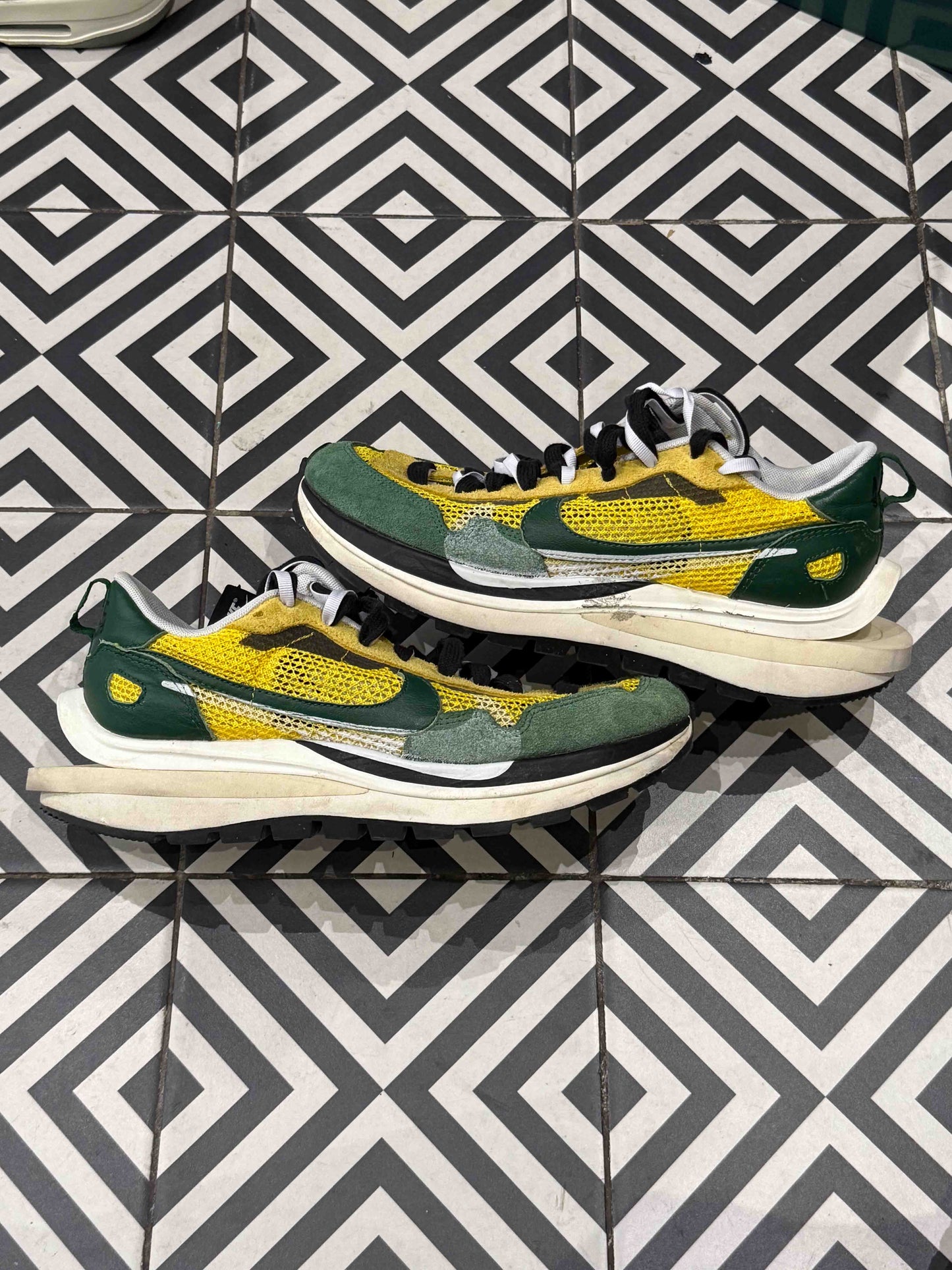 Sacai Vaporwaffle Tour Yellow (Taille 42)