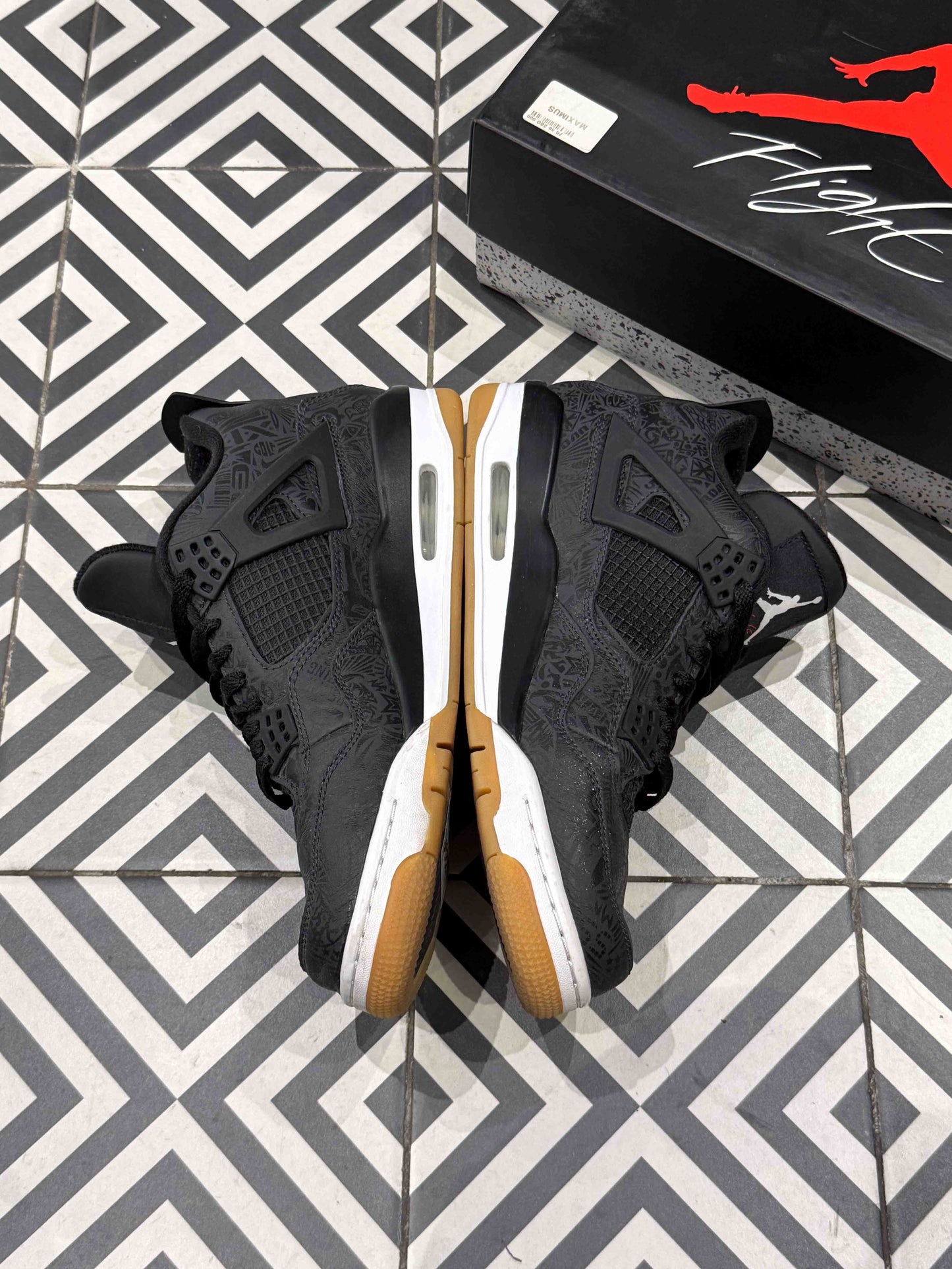 Jordan 4 Laser gum (Taille 45)