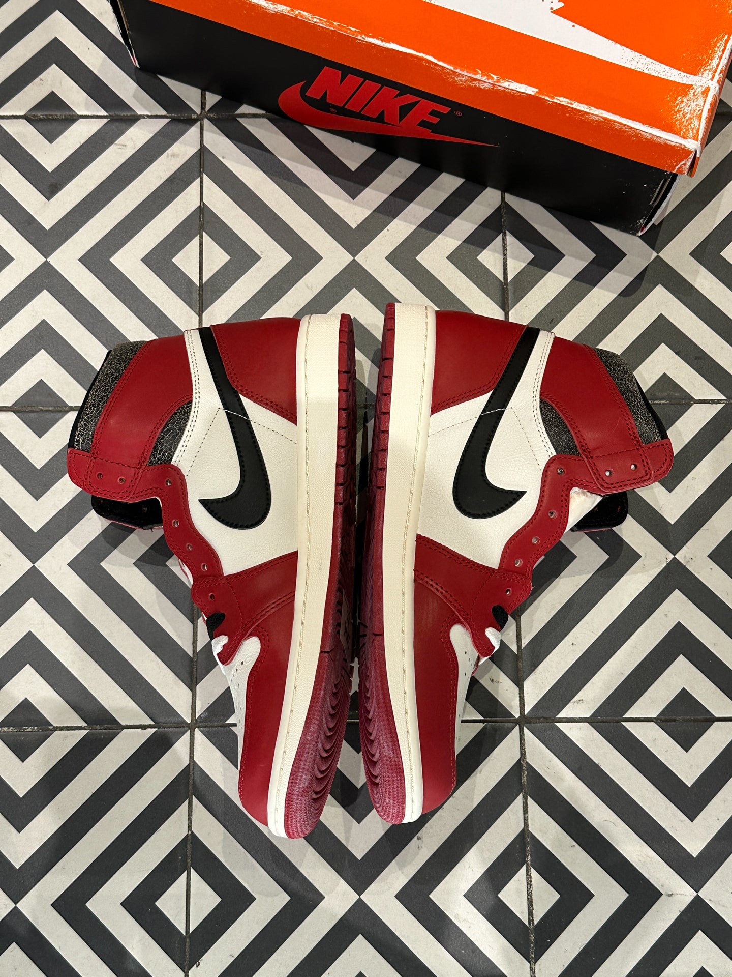 Jordan 1 High Lost And Found (Taille 42)
