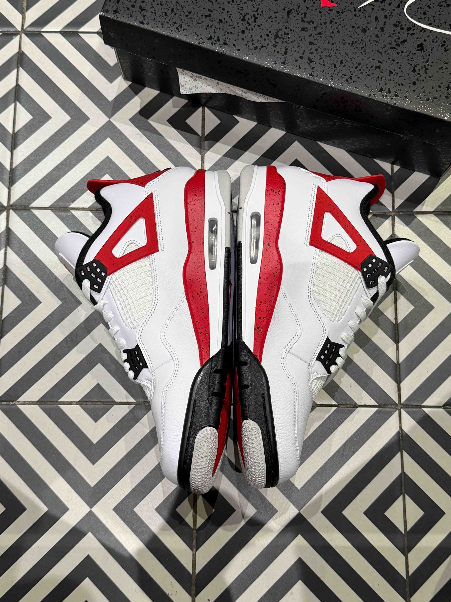 Jordan 4 Red Cement (Taille 45)