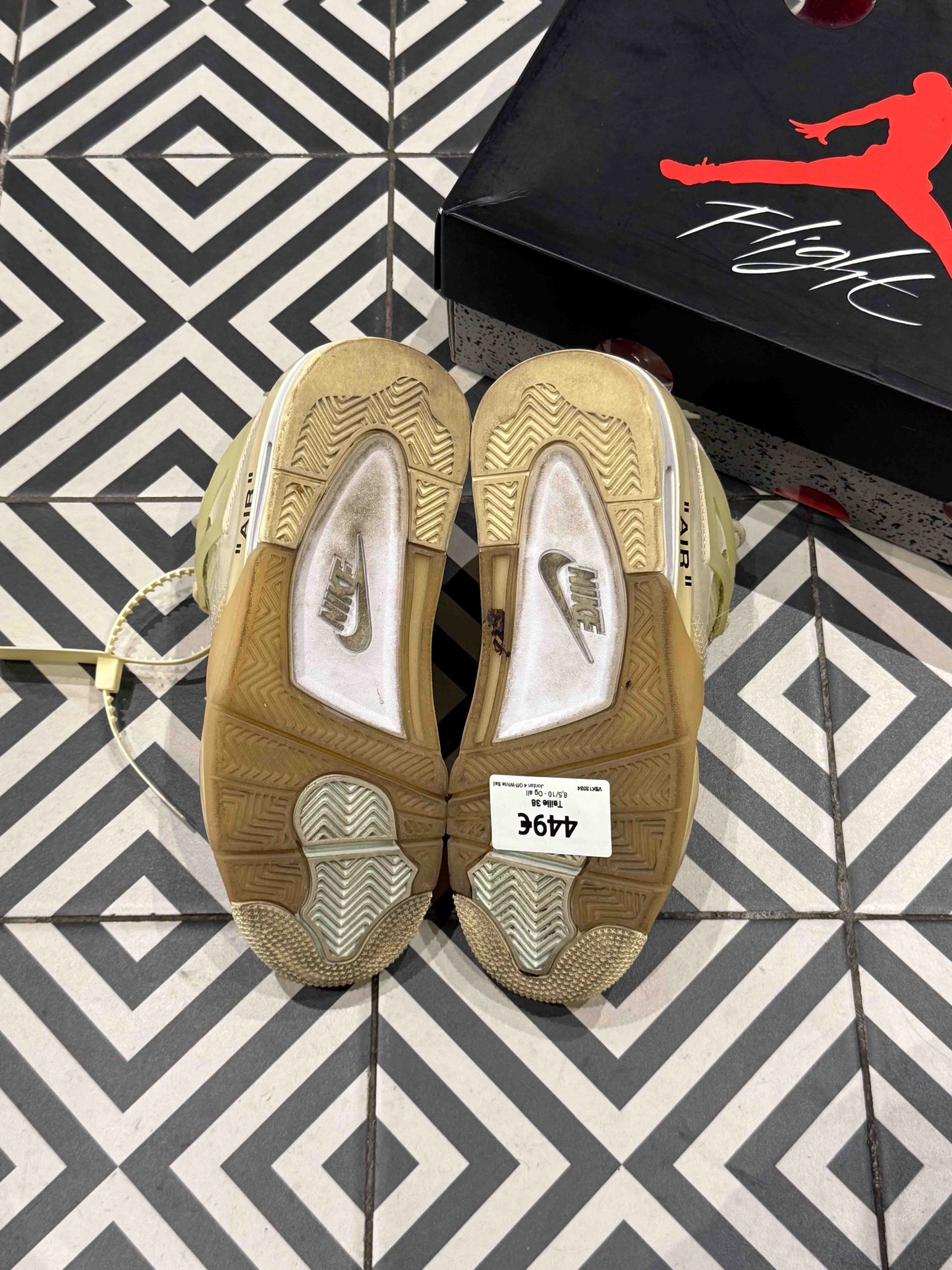 Jordan 4 Off-White Sail (Taille 38)
