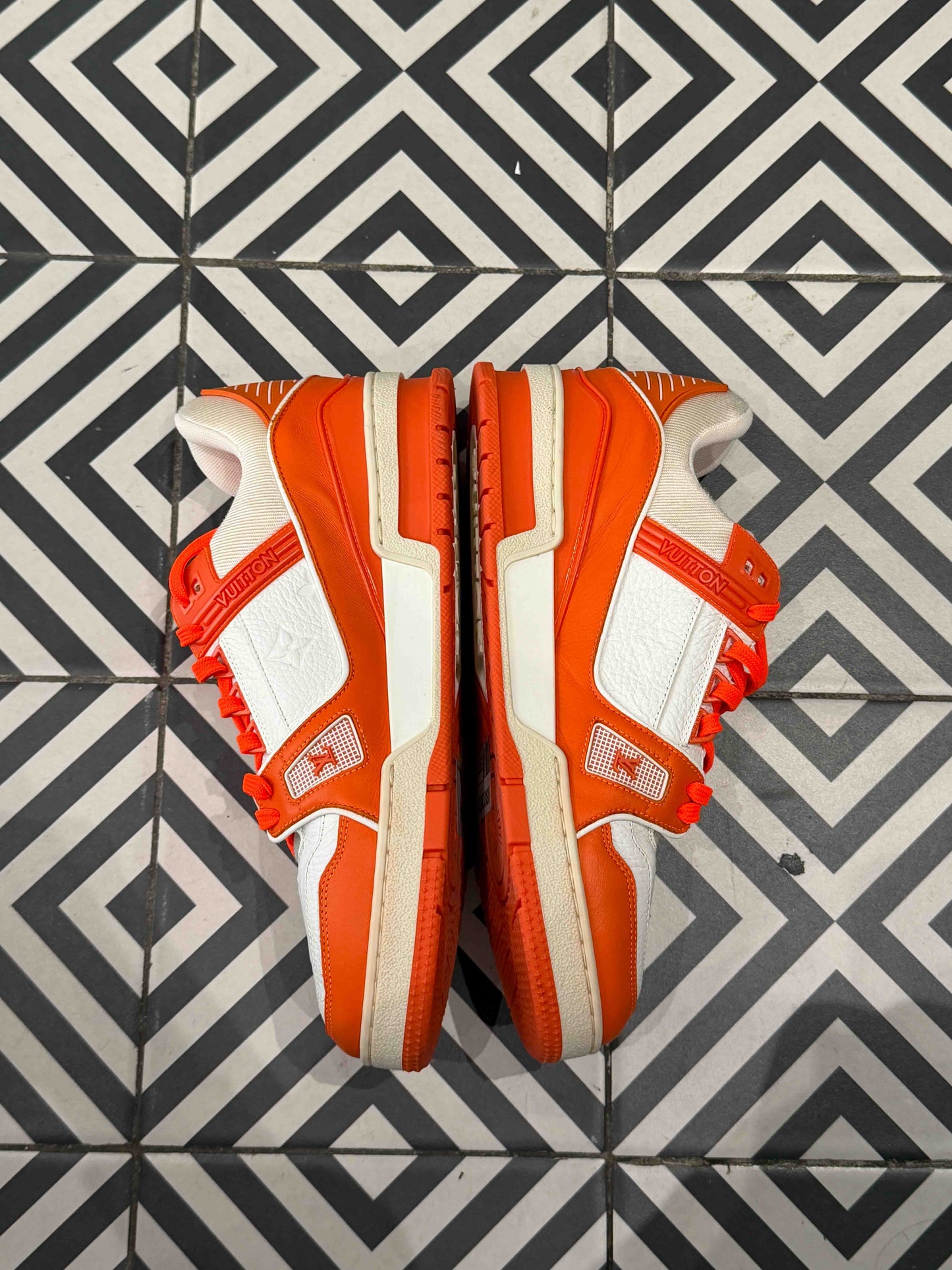 Louis Vuitton Trainer Orange (Taille 42)