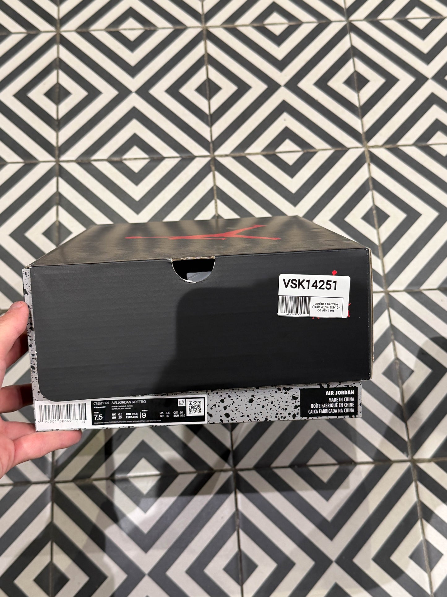 Jordan 6 Carmine (Taille 40,5)