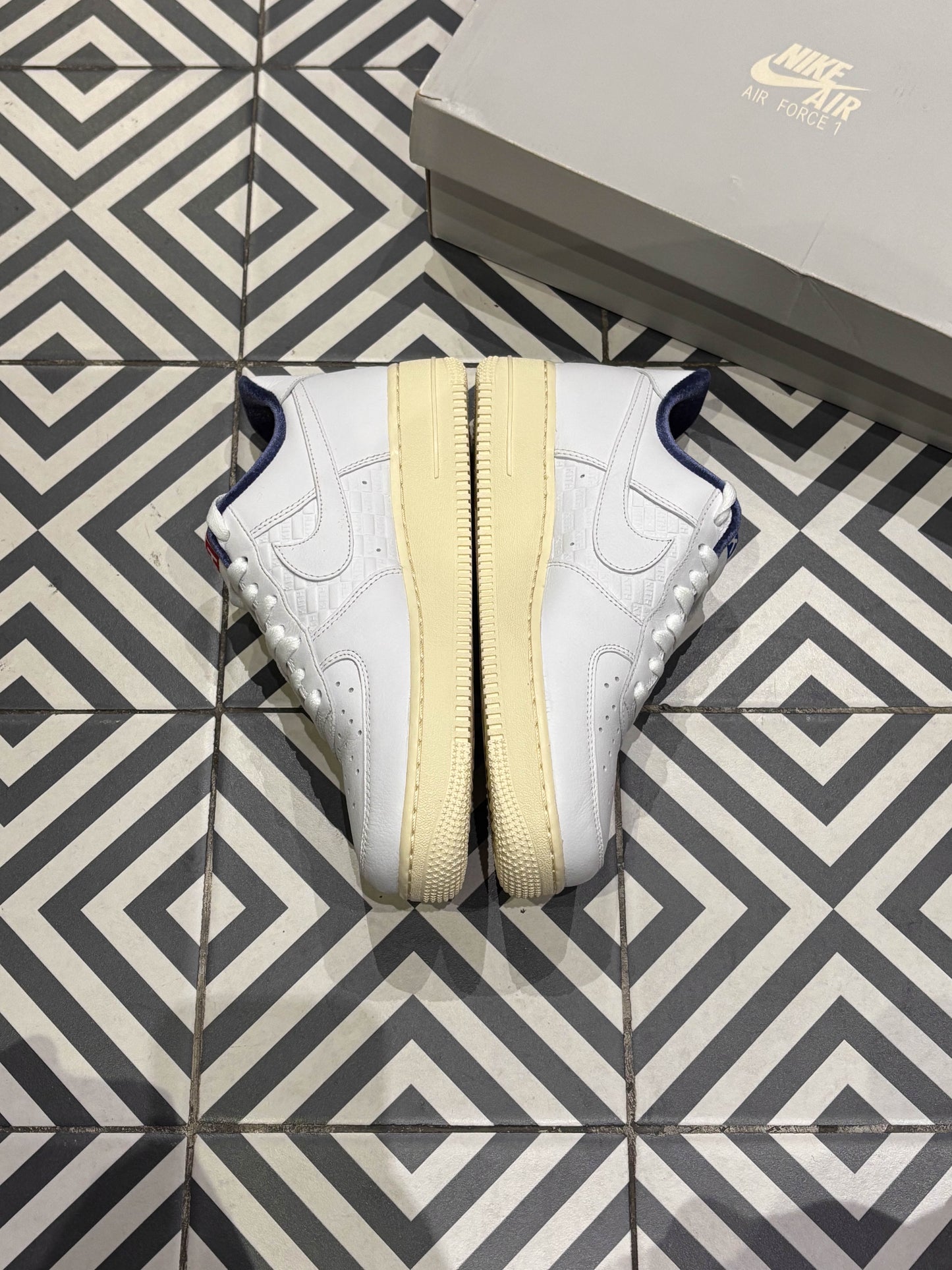 Air Force 1 Kith Paris (Taille 42)