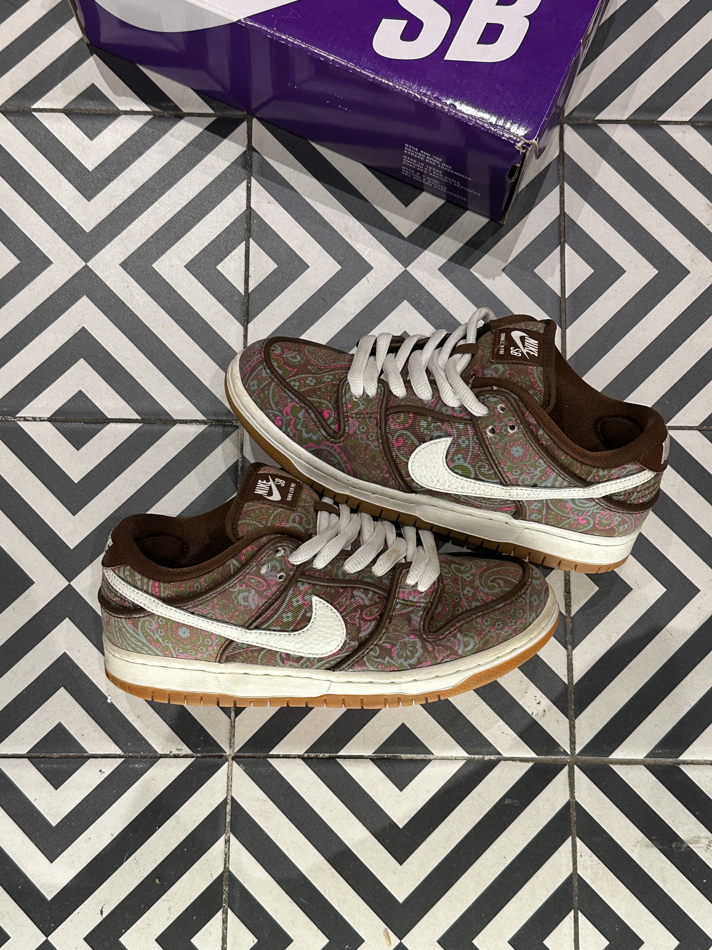 Dunk SB Paisley Brown (37,5)