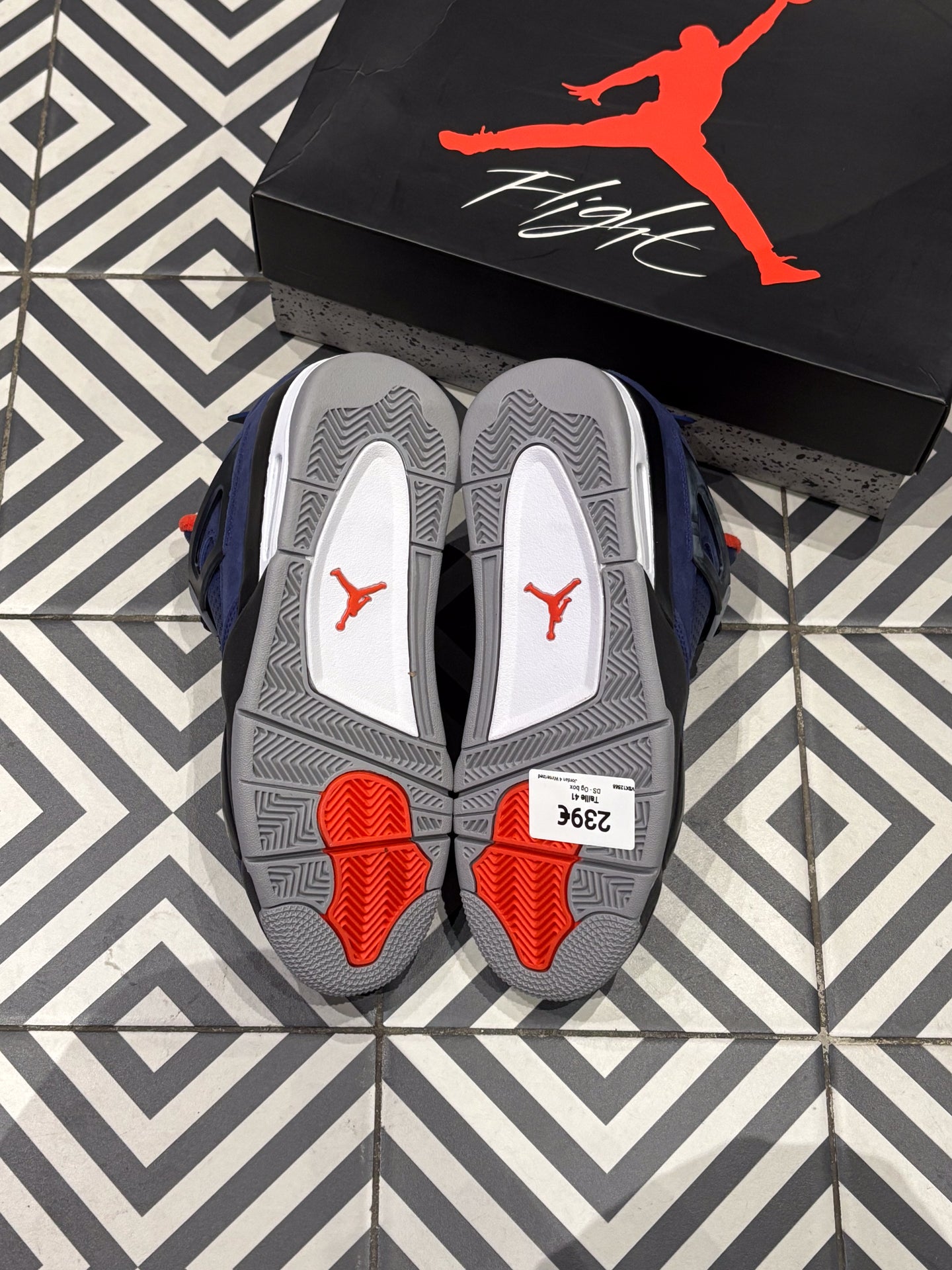 Jordan 4 Winterized (Taille 41)