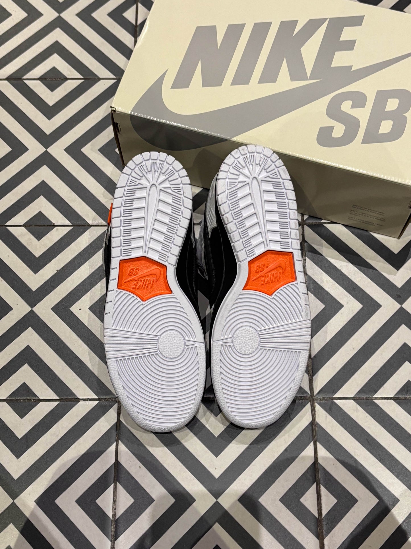 Dunk SB Tightbooth (Taille 40)