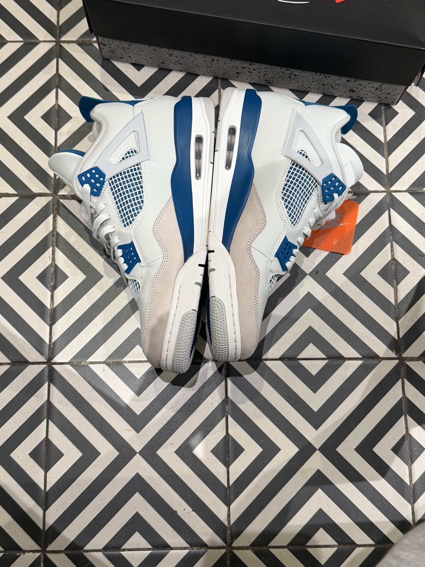Jordan 4 Military Blue (Taille 47,5)