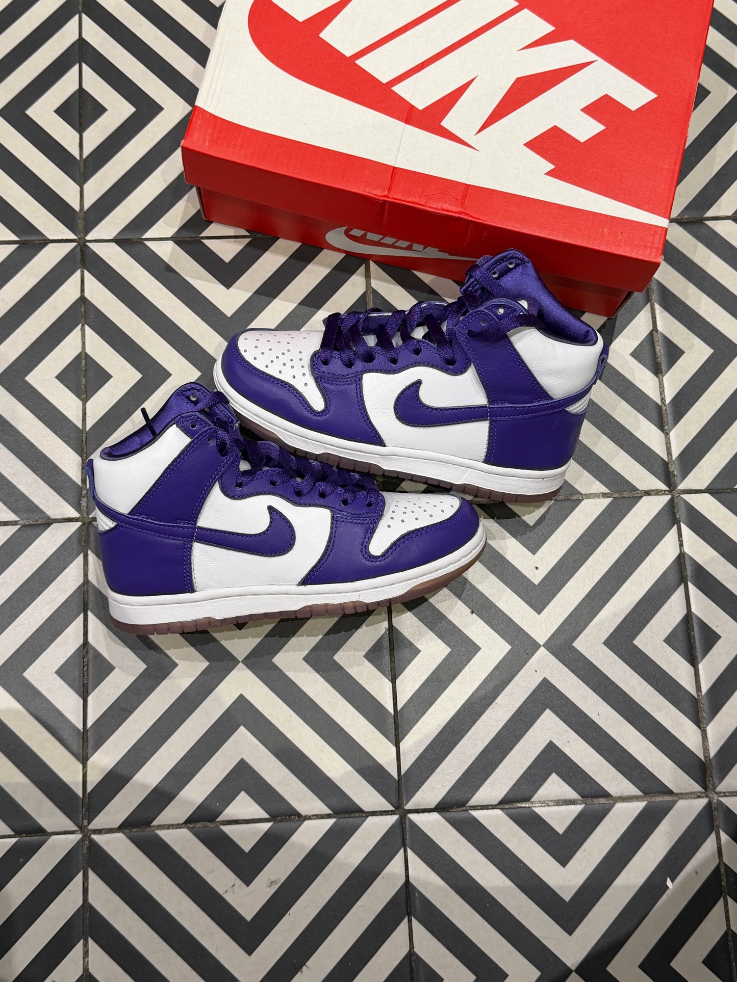 Dunk high Varsity Purple (Taille 35,5)