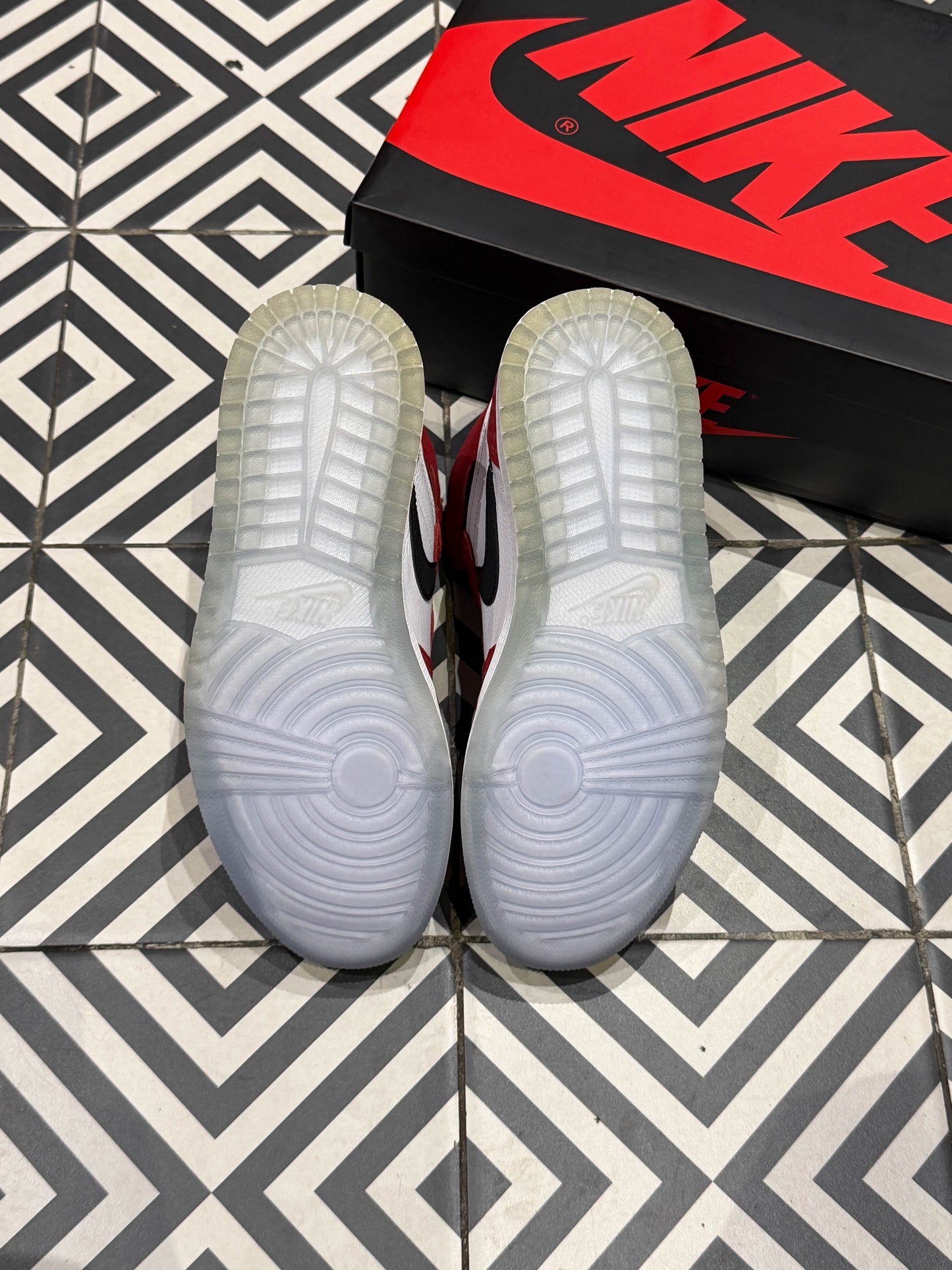 Jordan 1 High Spider Man (Taille 41)