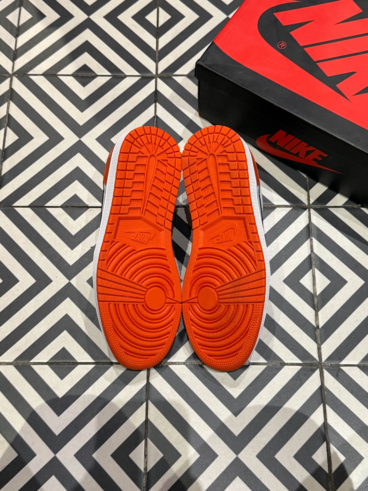 Jordan 1 Low Starfish (Taille 40,5)