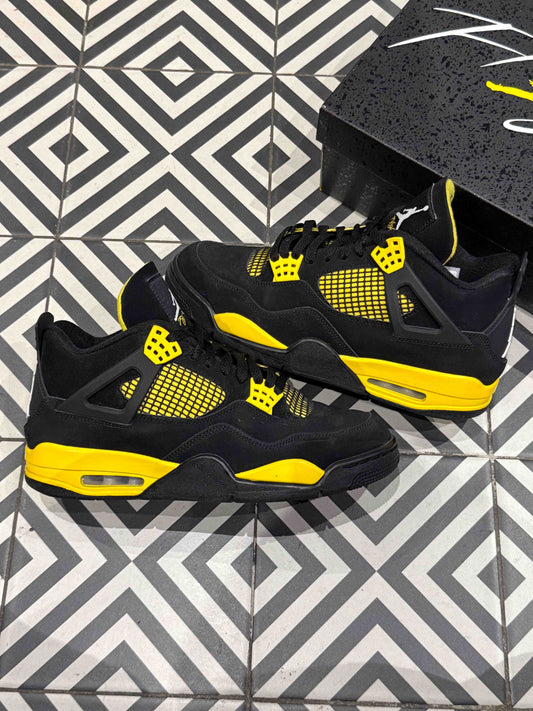 Jordan 4 Thunder (Taille 44)
