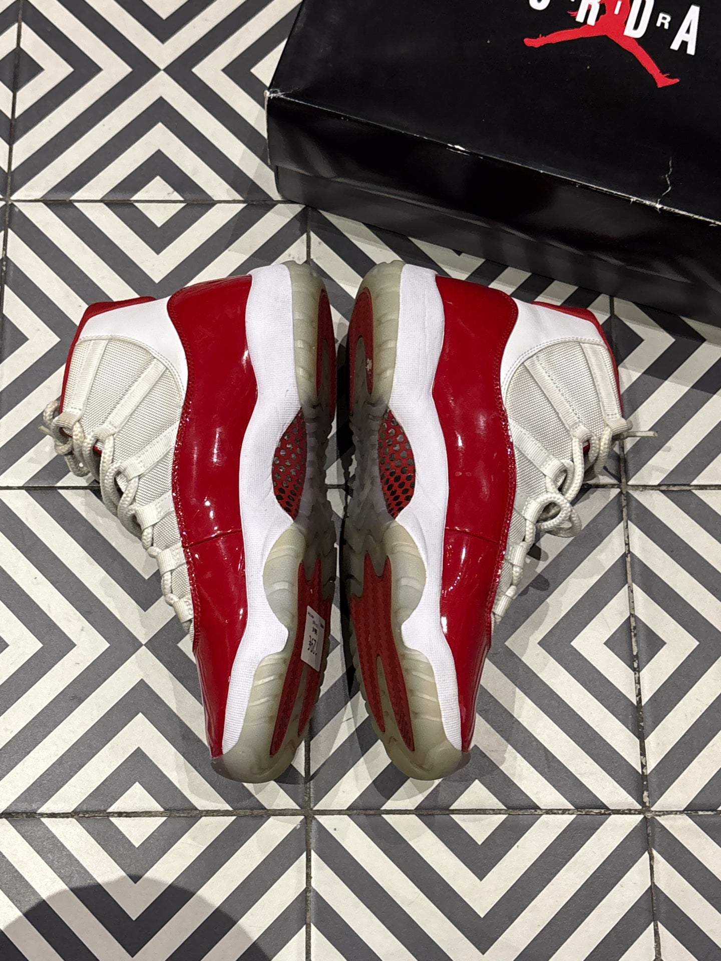 Jordan 11 Cherry (45)
