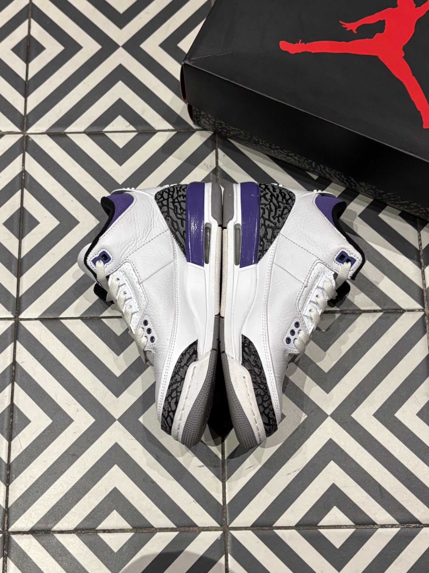 Jordan 3 Dark Iris GS (36,5)