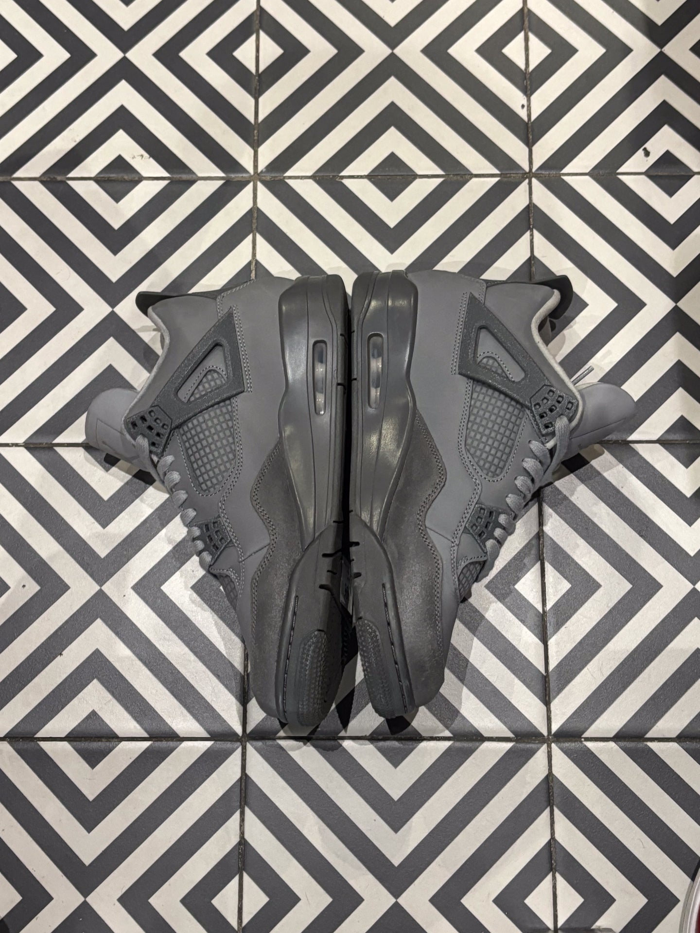 Jordan 4 Wet Cement (Taille 44)