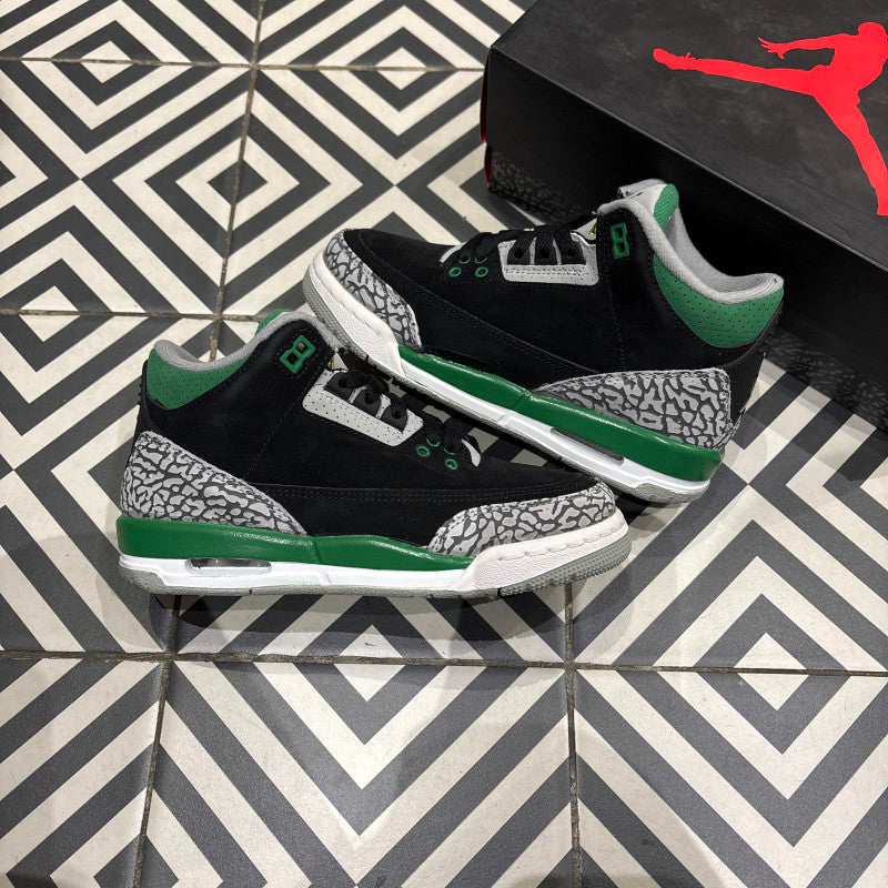 Jordan 3 Pine Green GS (Taille 35,5)