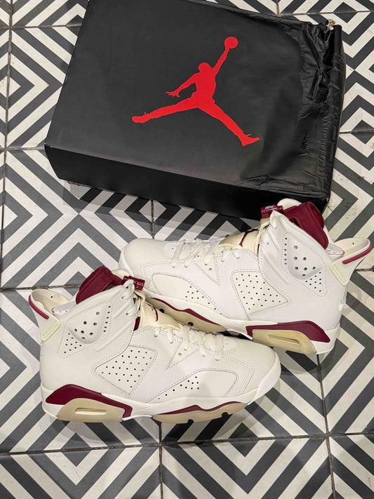Jordan 6 Marron (Taille 40,5)