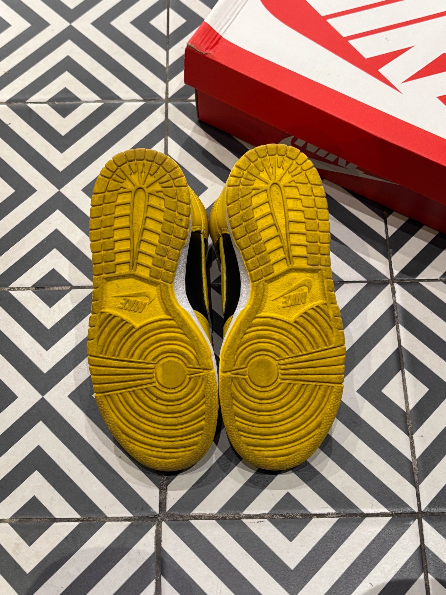 Dunk High Varsity Maze (Taille 36)