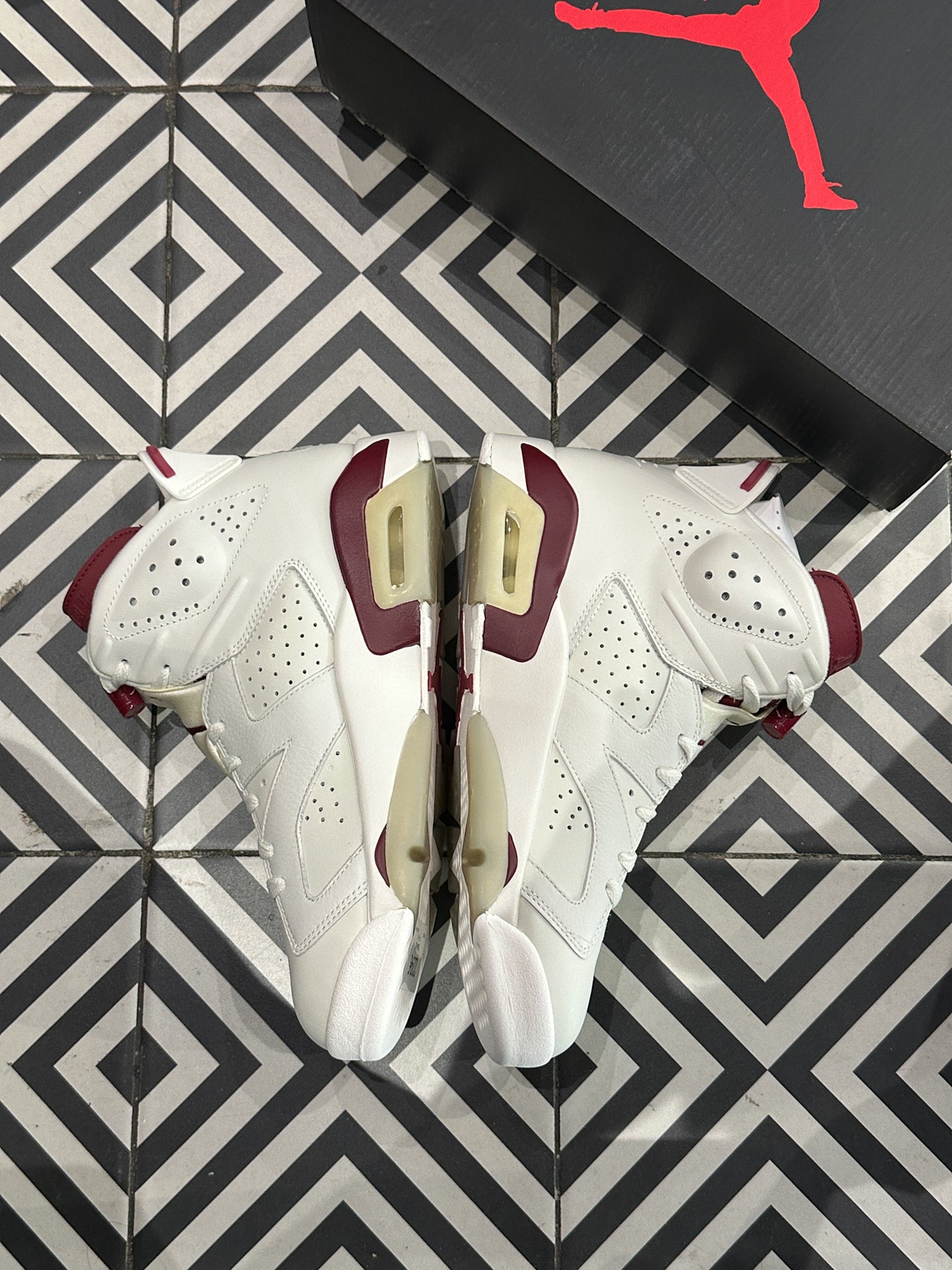 Jordan 6 Marron (42,5)