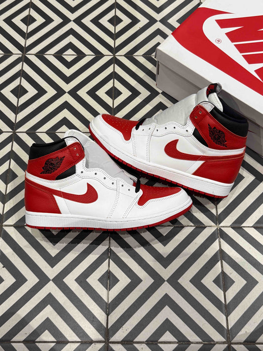 Jordan 1 High Heritage (Taille 39.5)