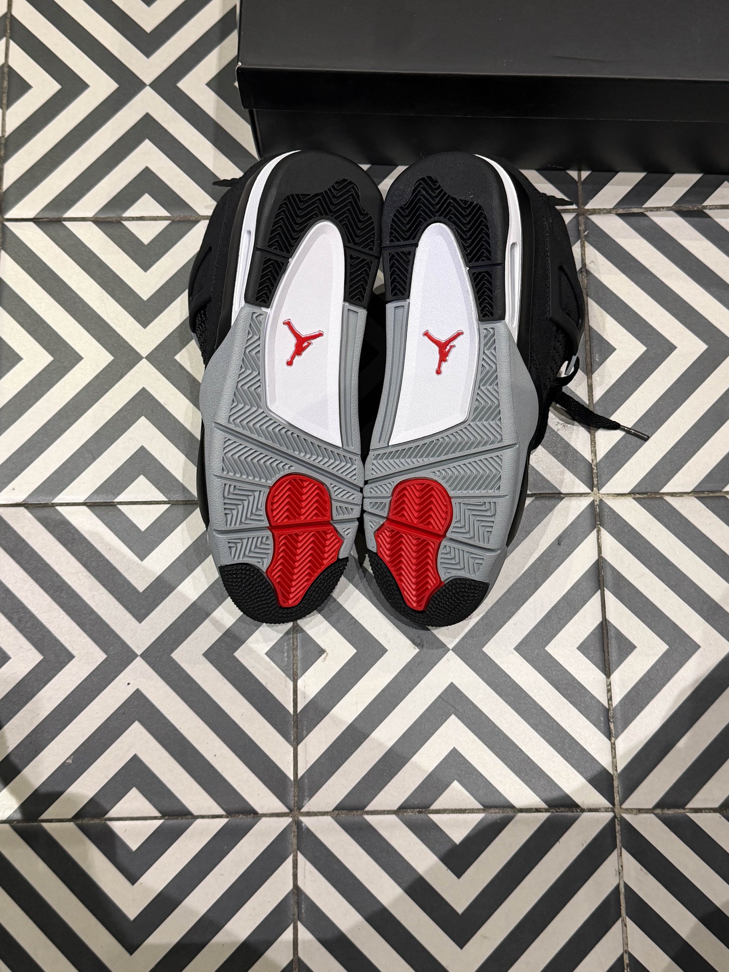 Jordan 4 Black Canvas (Taille 42)